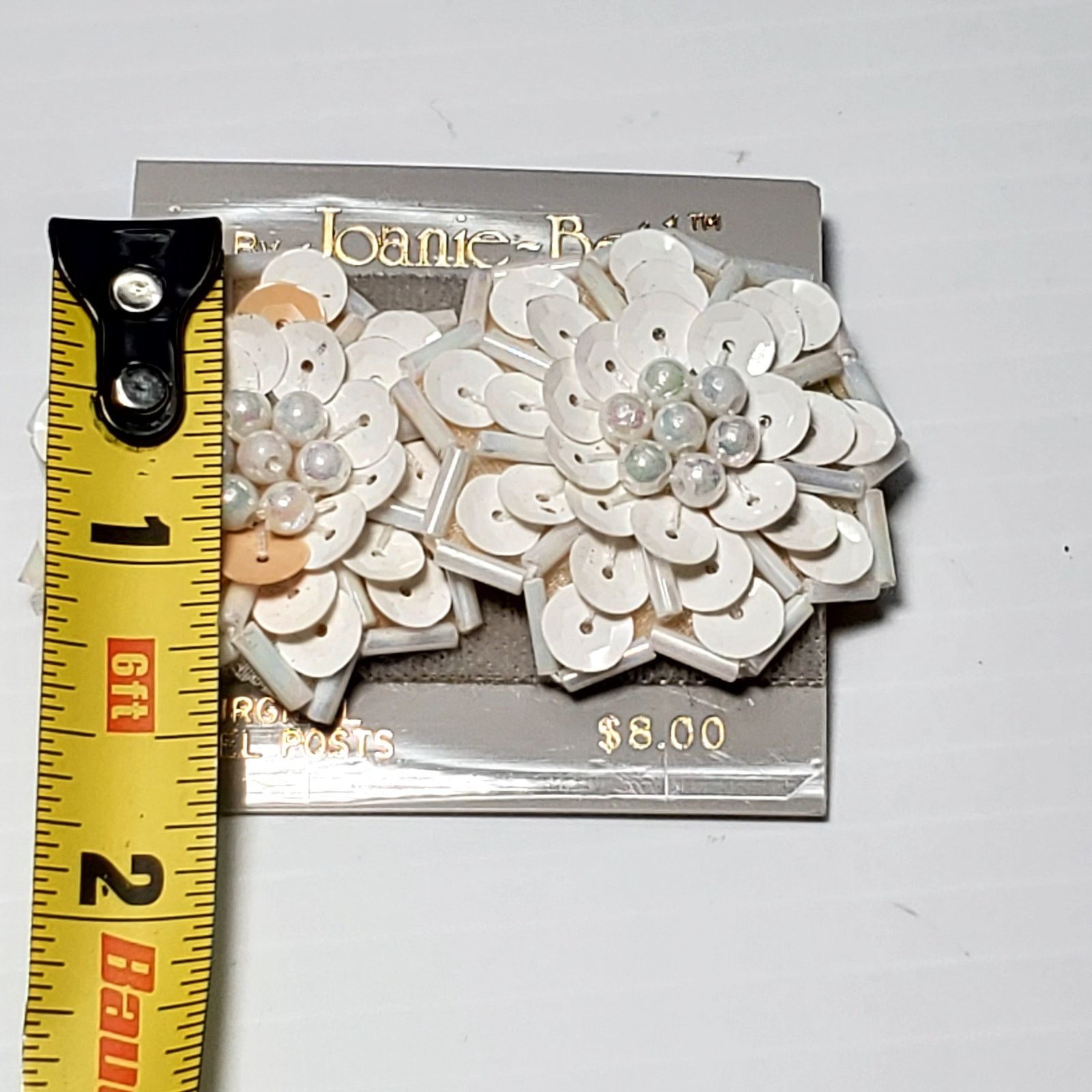 Other Flower Beaded Post Back Earrings 1" Round Floral White New Size ONE SIZE - 5 Thumbnail