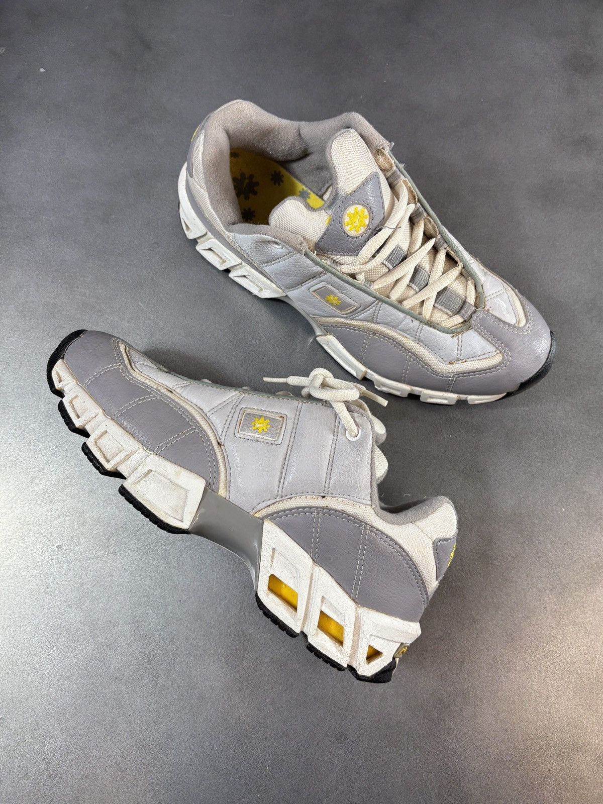 Nike 2001 Nike Runamok String 2000s Vintage Airmax Polaroid Moc 9 Size US 9 / IT 39 - 1 Thumbnail