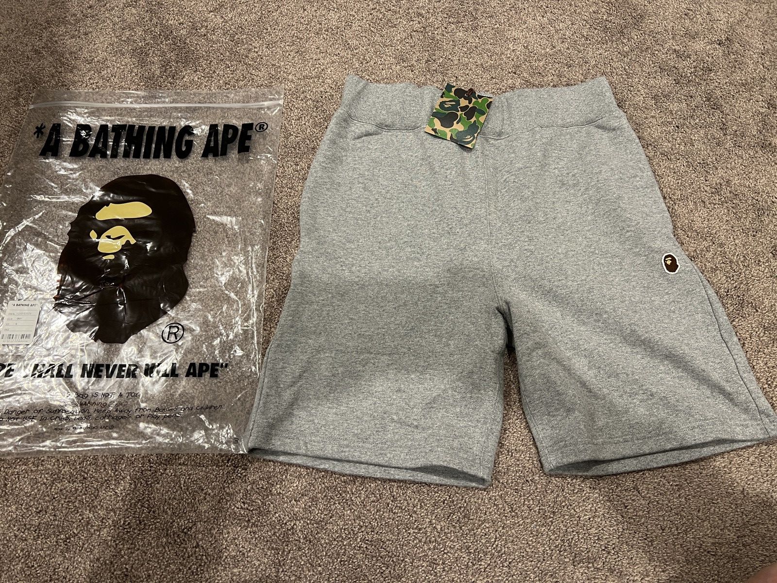 Bape Ape Head One Point Sweat Shorts Size US 32 / EU 48 - 1 Thumbnail