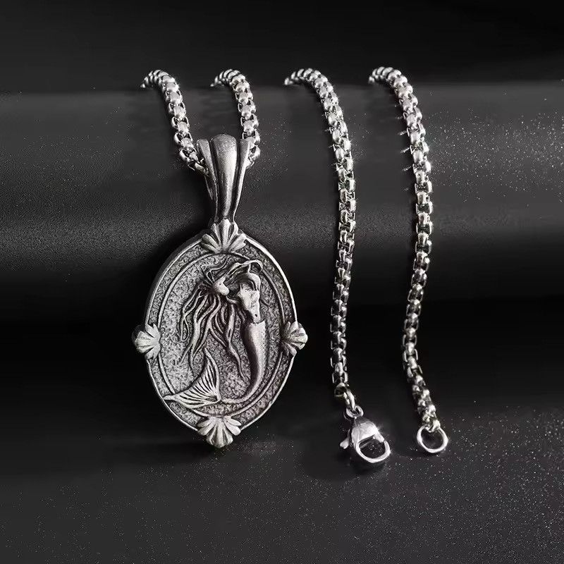 Jewelry Retro Silver Mermaid Goddess Medal Pendant Necklace Size ONE SIZE - 6 Thumbnail