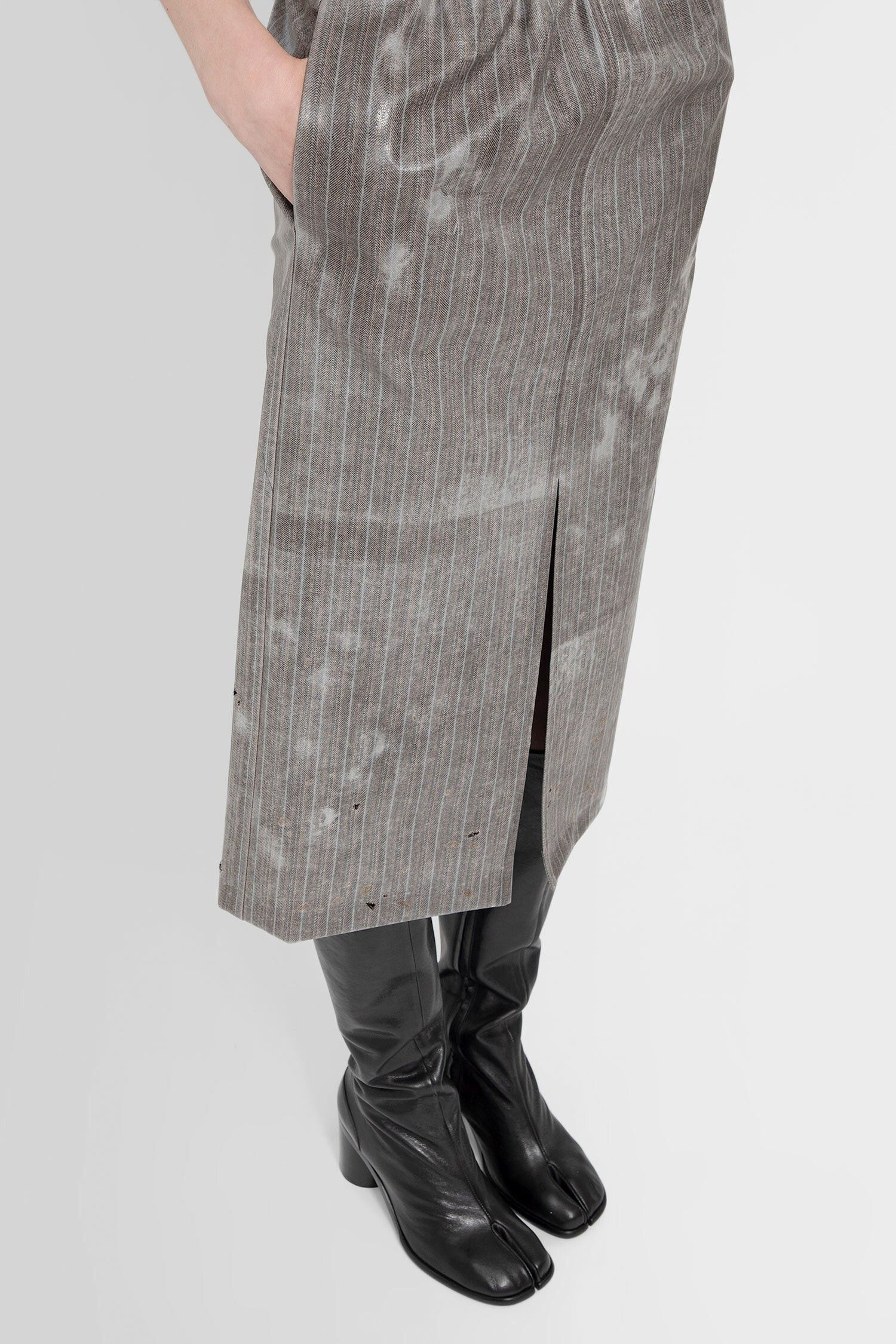 Maison Margiela o1y0625 Midi Skirt in Gray Size 27" / US 4 / IT 40 - 4 Thumbnail