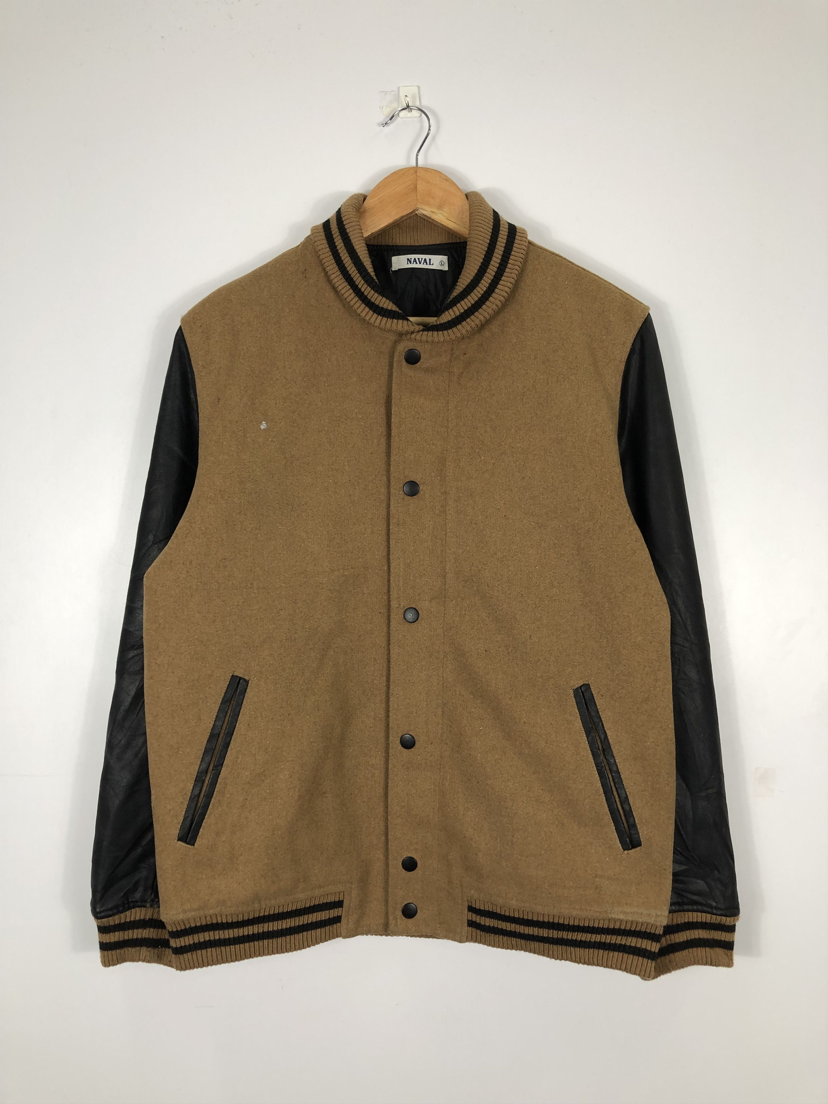 Naval Clothing Factory Naval Clothing Factory Varsity Jacket Leather Sleeve V0186 Size US L / EU 52-54 / 3 - 1 Thumbnail