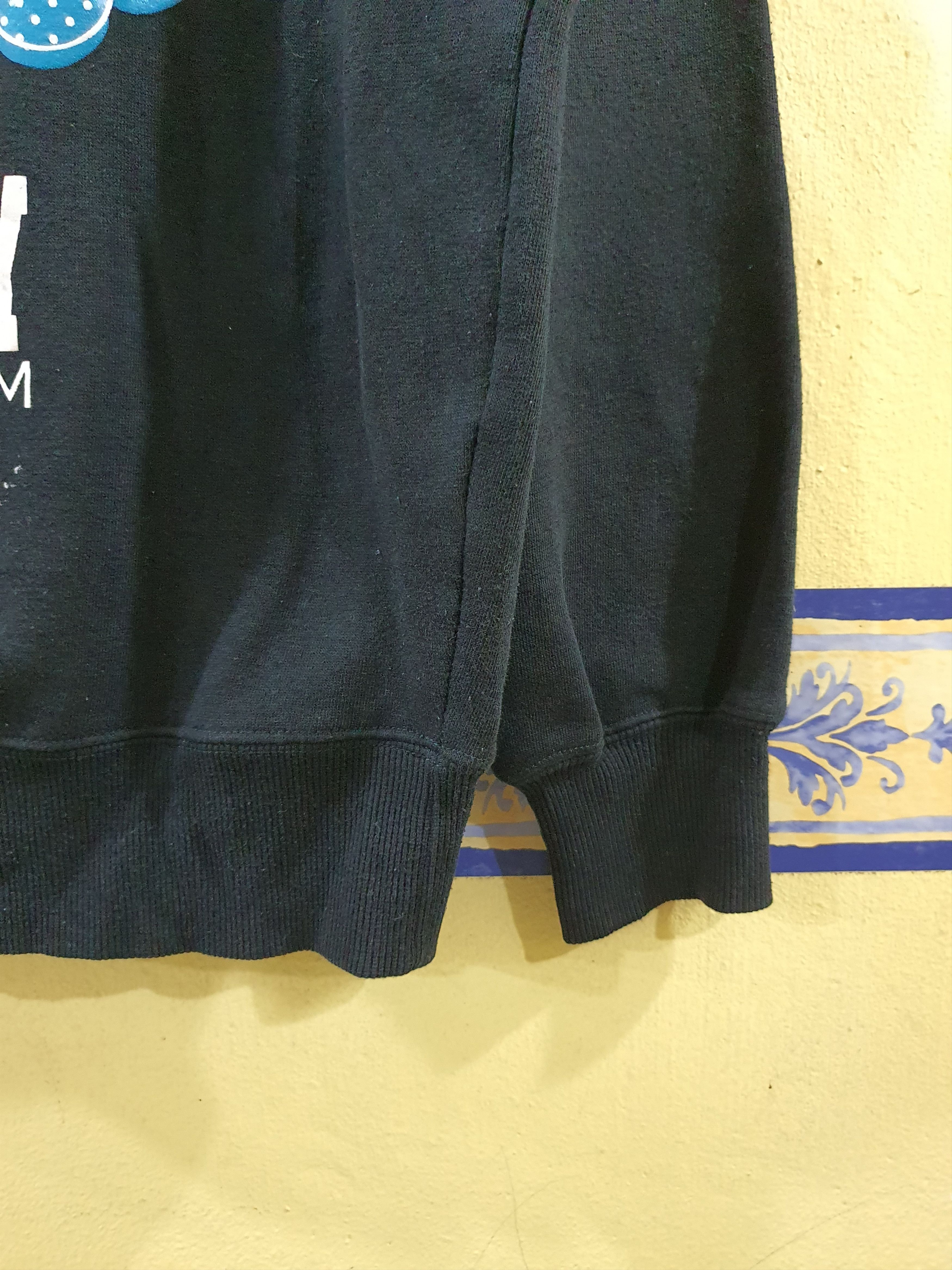 Japanese Brand vintage item from the Japanese streetwear brand UITTG Baby Size US M / EU 48-50 / 2 - 8 Thumbnail