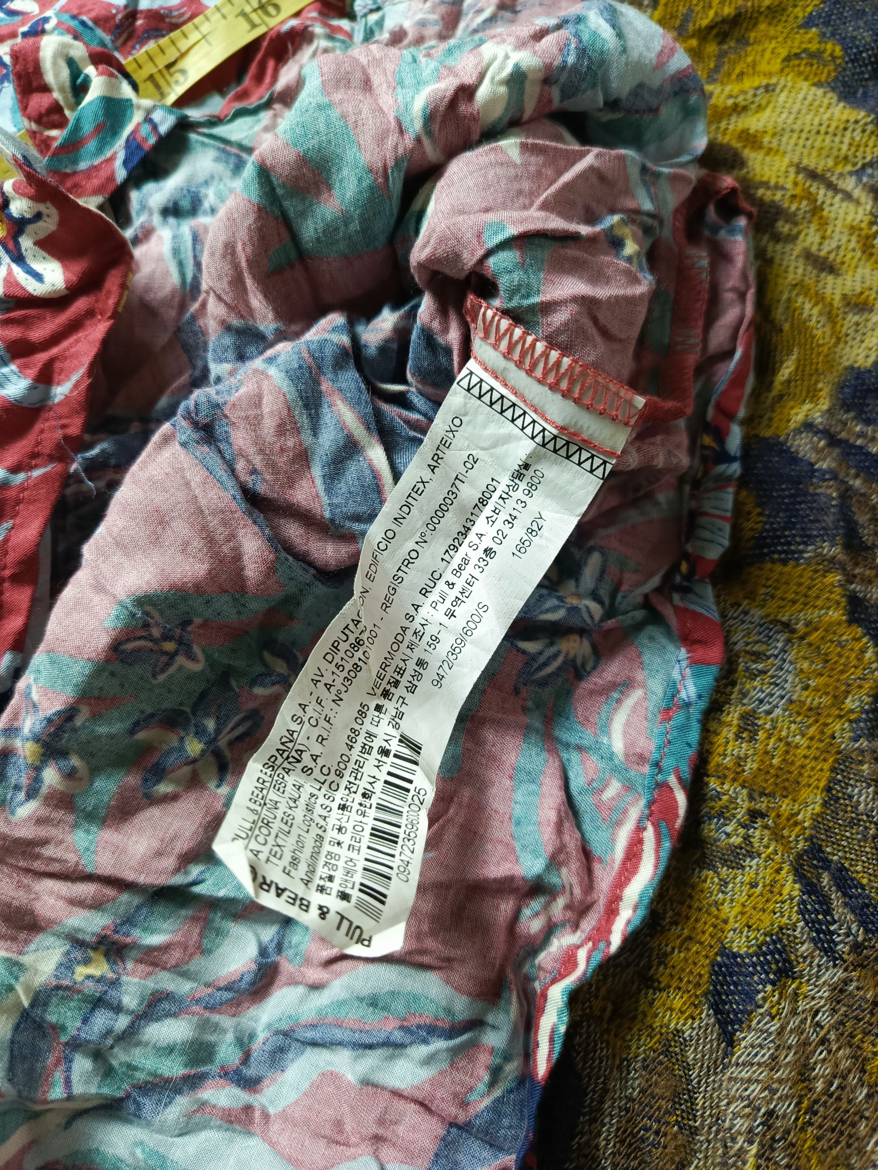 Pull & Bear Pull & Bear Vibrant Floral Crop – Casual Summer Look Size S / US 4 / IT 40 - 7 Thumbnail