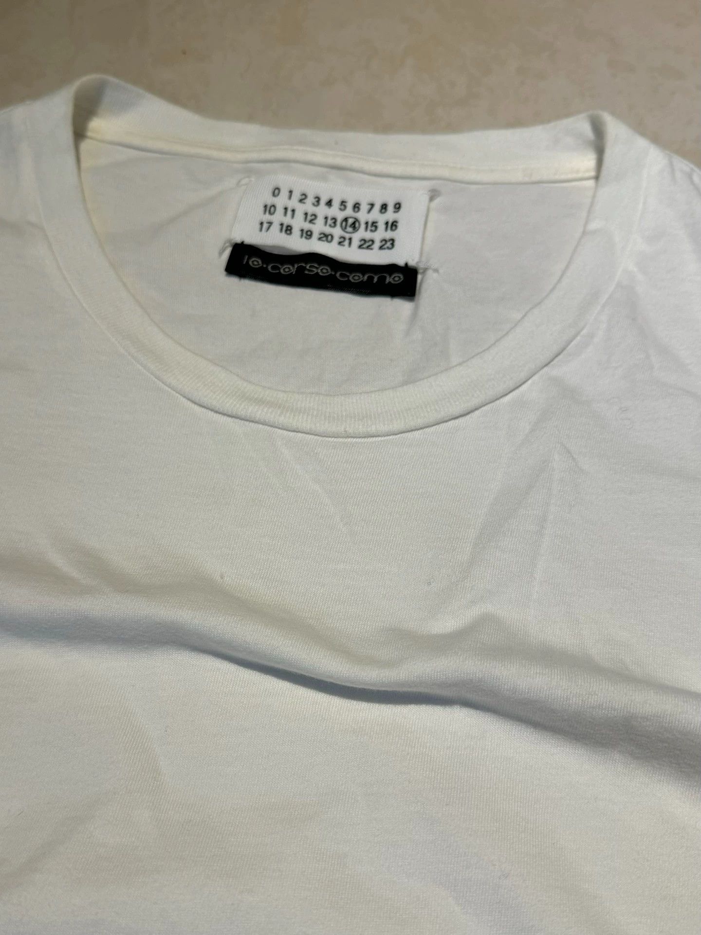 Maison Margiela Maison Margiela Deconstructed Unisex Colorblocked Tee 50 Size US M / EU 48-50 / 2 - 2 Thumbnail