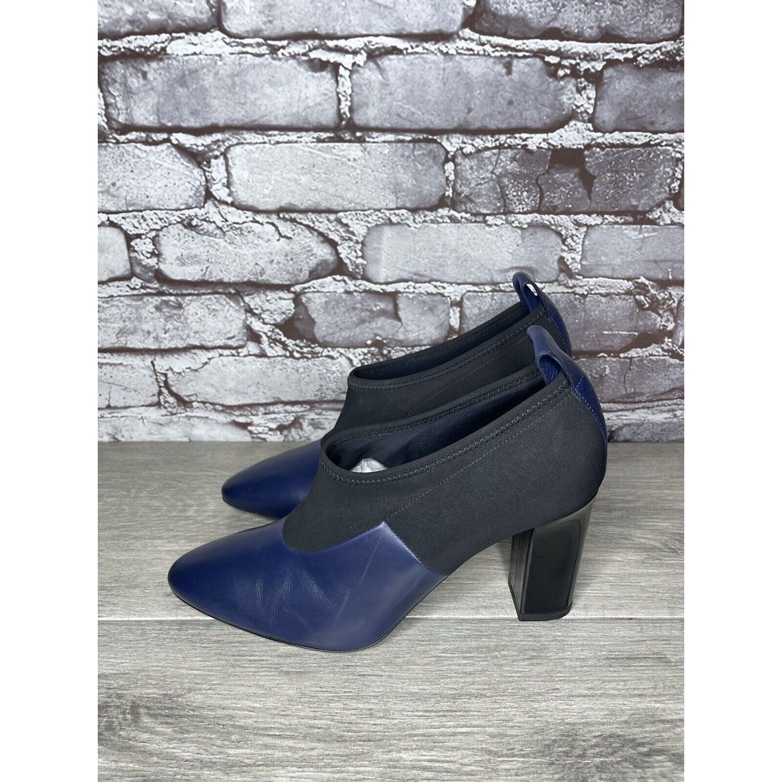 Other Via Spiga Midnight Navy Blue Leather Black Fabric Heels Wome Size US 8.5 / IT 38.5 - 18 Thumbnail