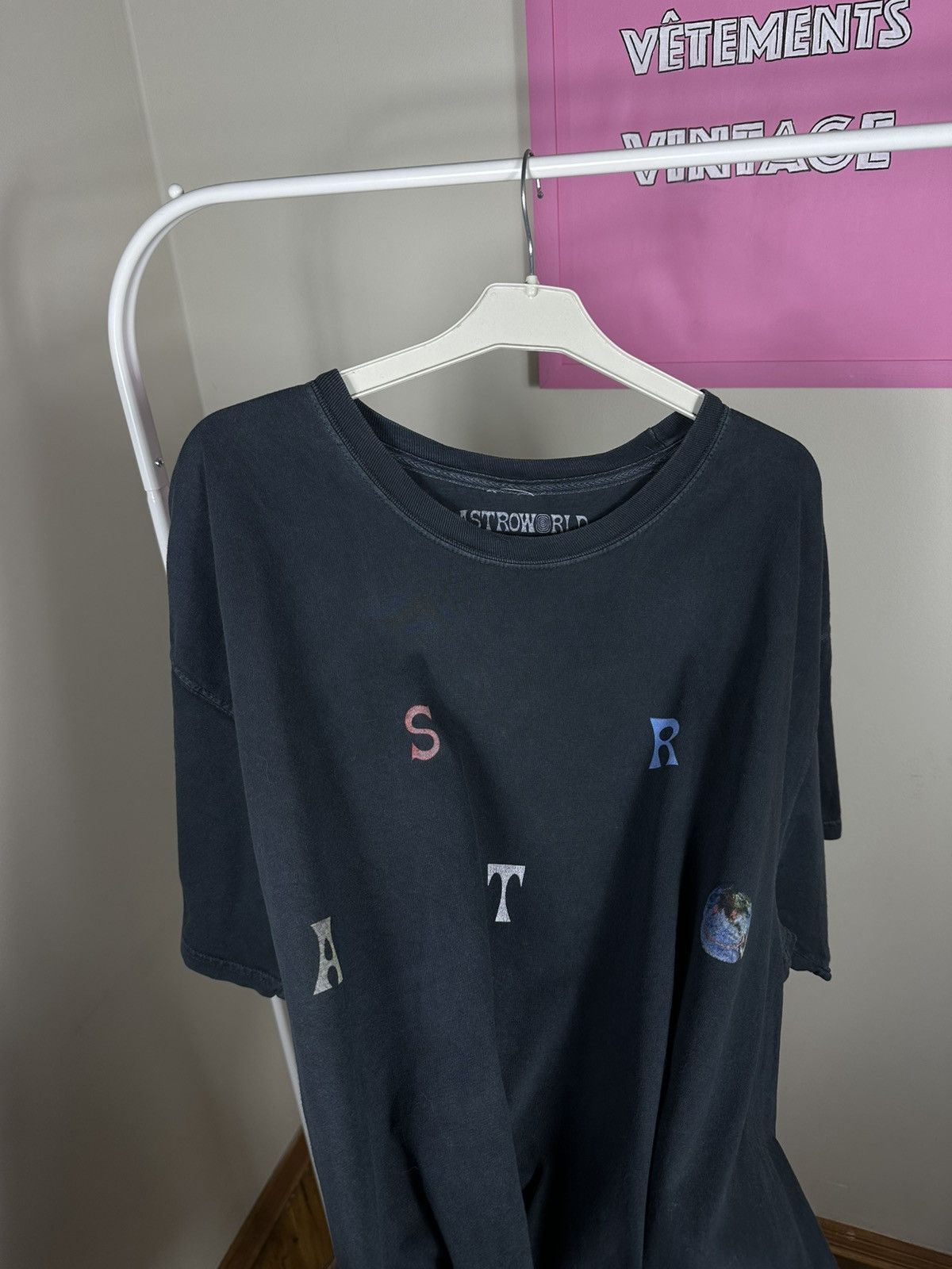 Travis Scott Astroworld Travis Scot Scattred Tee 2018 T Shirt Cactus Size US XL / EU 56 / 4 - 13 Thumbnail