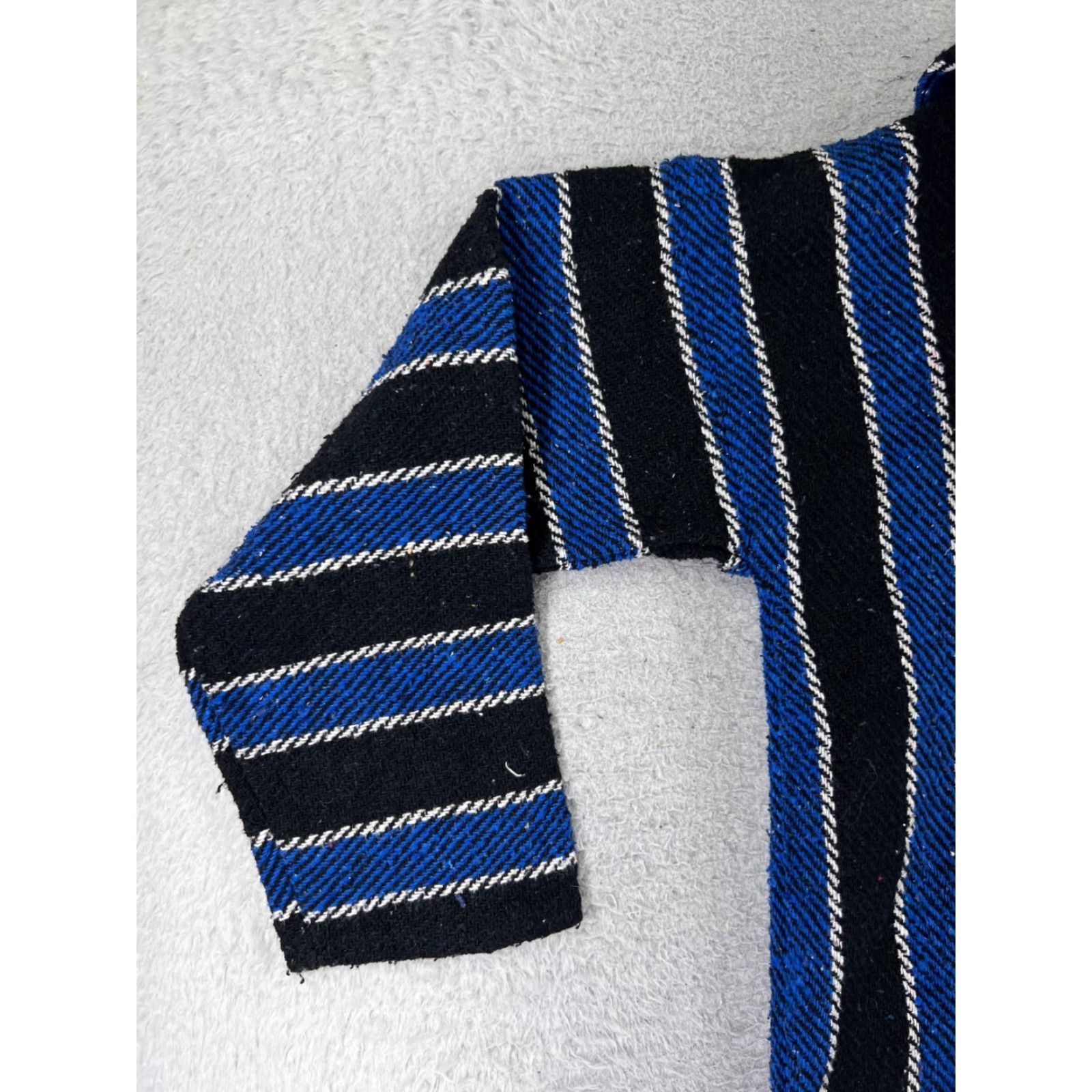 Vintage Baja Hoodie Mens Medium Green Blue Stripe Acrylic Blend Mexico Poncho Drug Rug Sweatshirt Pullover Hooded Size US S / EU 44-46 / 1 - 5 Thumbnail