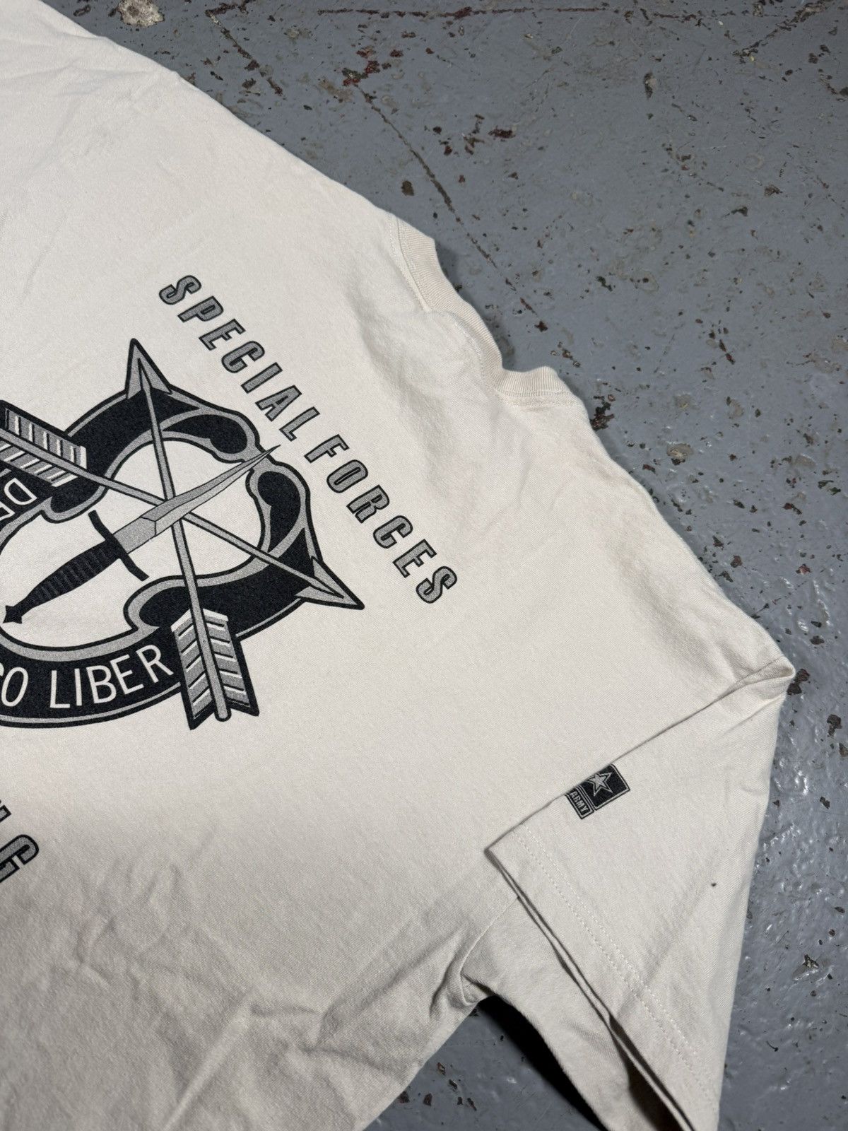 Other Vintage Special Forces Tee Size US L / EU 52-54 / 3 - 3 Thumbnail
