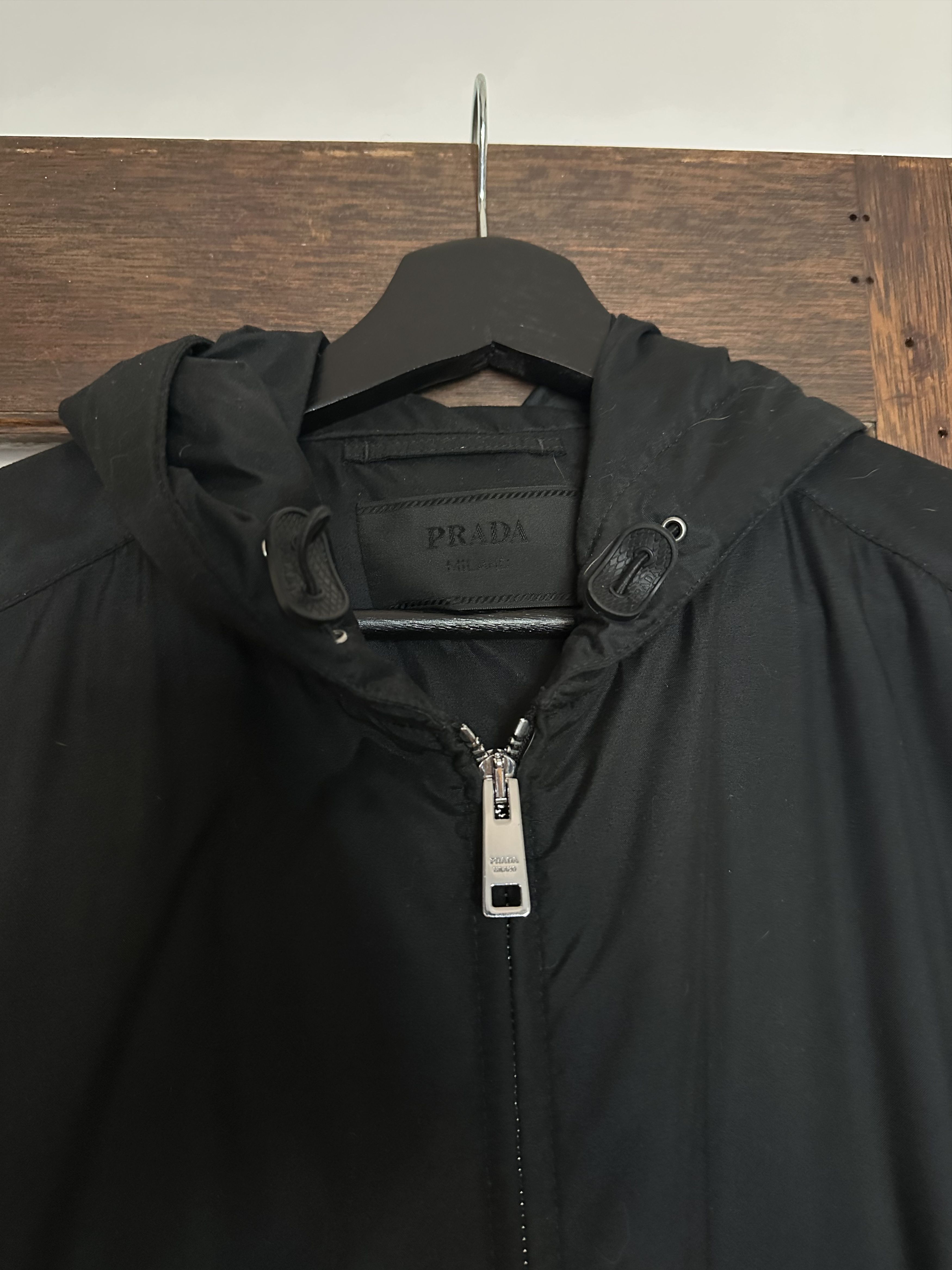 Prada PRADA HOODED PUFFER Size US XL / EU 56 / 4 - 3 Thumbnail
