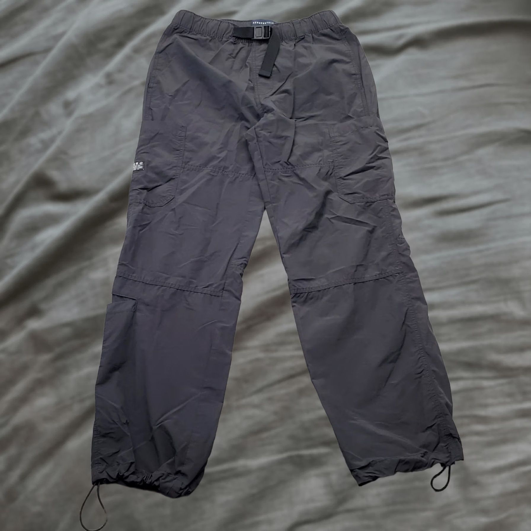 Vintage Aéropostale Hiking Pants Womens Size S Black Belted Waist Inseam 28.5" Belted Elastic Ankle Pockets Casual Outdoor Size 28" / US 6 / IT 42 - 1 Thumbnail