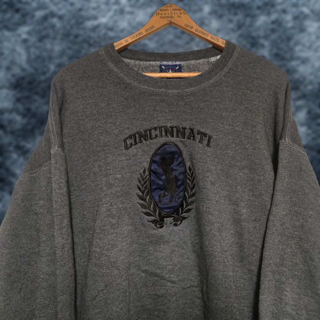 Vintage VINTAGE Cincinnati Sweatshirt Embroidered Golfer Mens XL Gray Pullover Sweatshirt Embroidered Cincinnati Gray Mens XL Vintage Size US XL / EU 56 / 4 - 1 Thumbnail