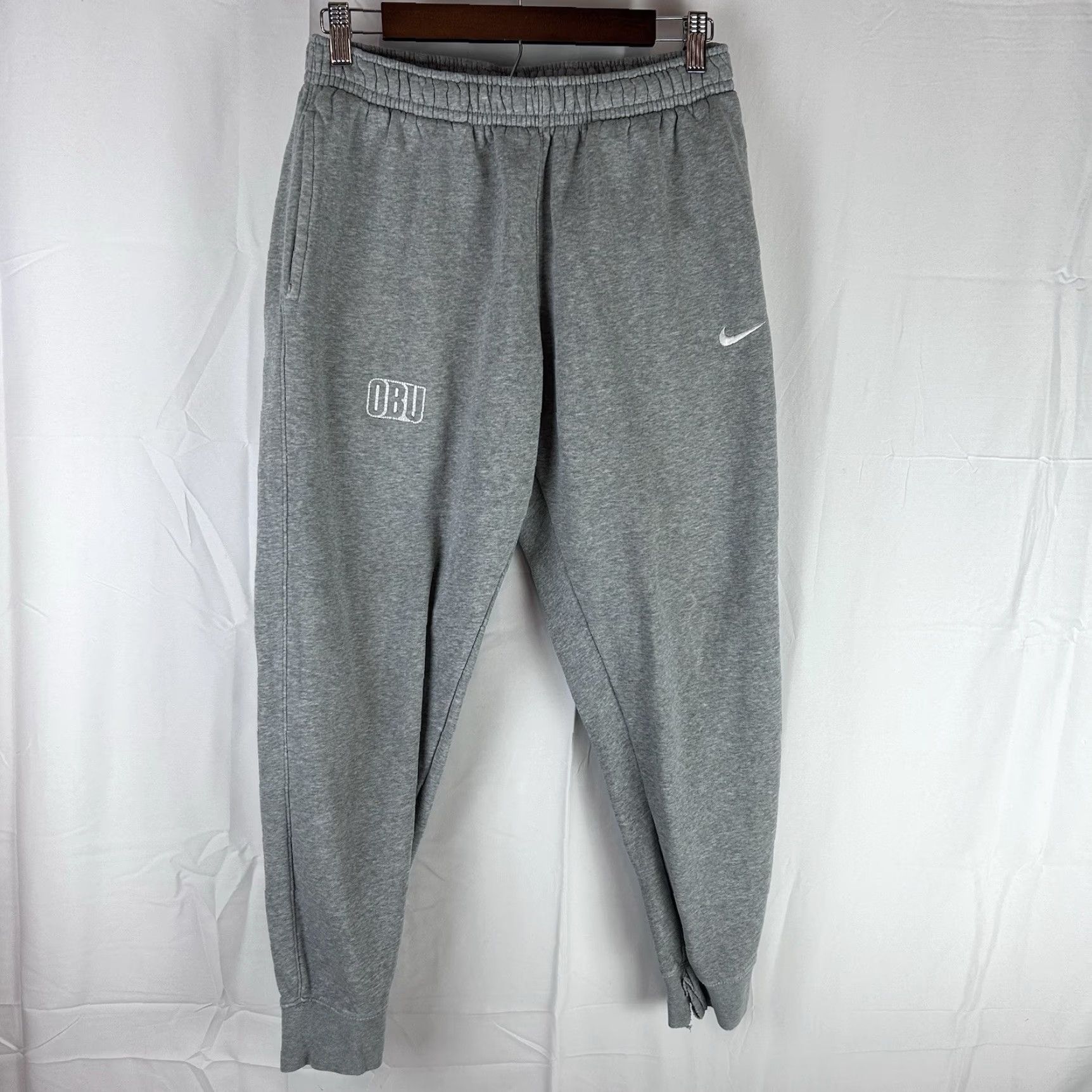 Nike Nike Club Fleece Joggers Men’s Training Gray M CJ1616 Bison OBU Oklahoma Baptist Size US 31 - 2 Thumbnail