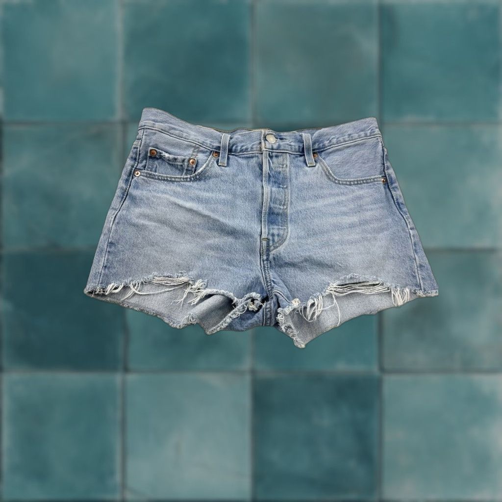 Levi's VINTAGE Levi’s Casual Shorts Women’s 29 Blue Denim Cut-Off Classic Cotton 90s Girls Size 29" - 1 Thumbnail