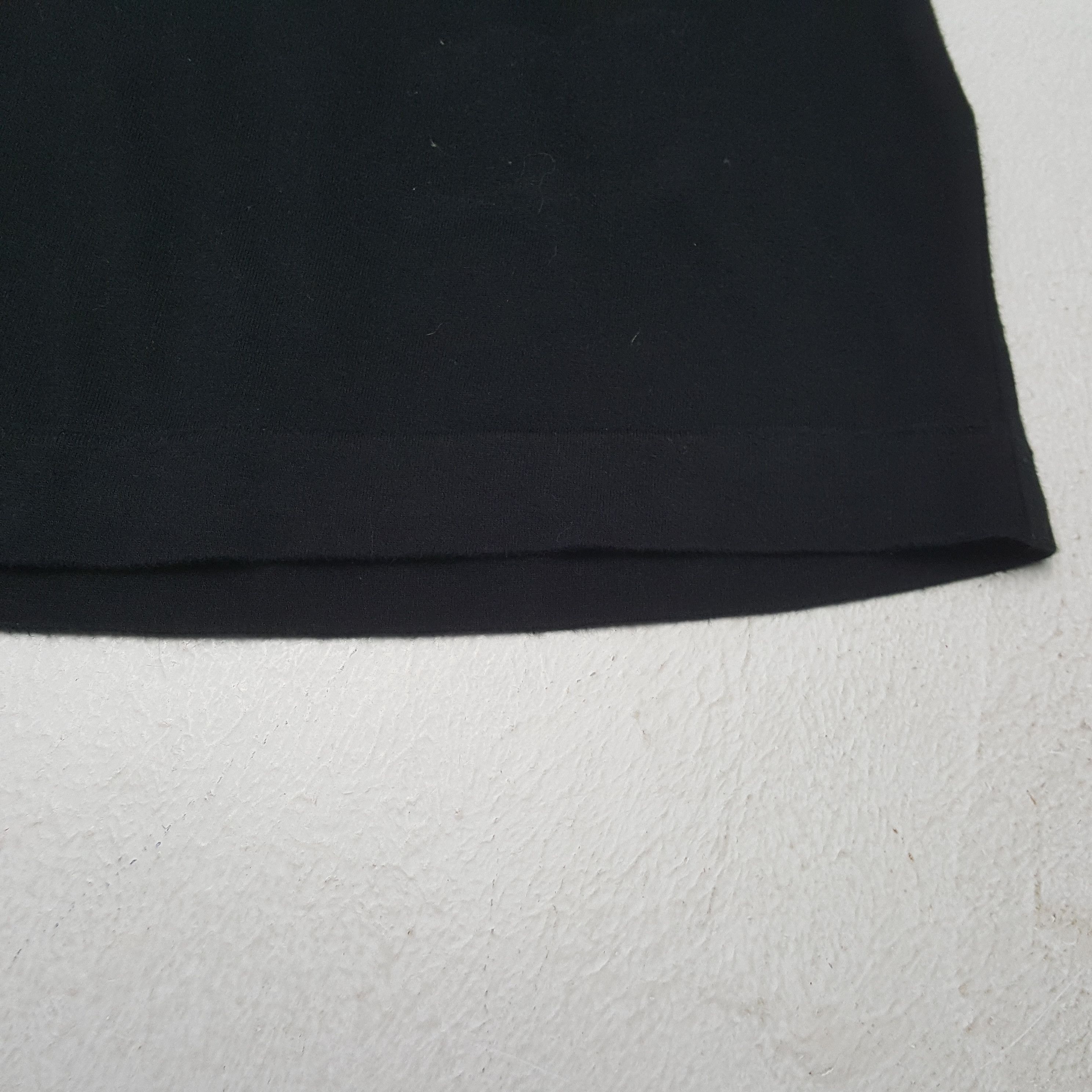 Comme des Garcons Comme des Garcons Japanese Brand Tshirt C299N19 Size US M / EU 48-50 / 2 - 6 Thumbnail
