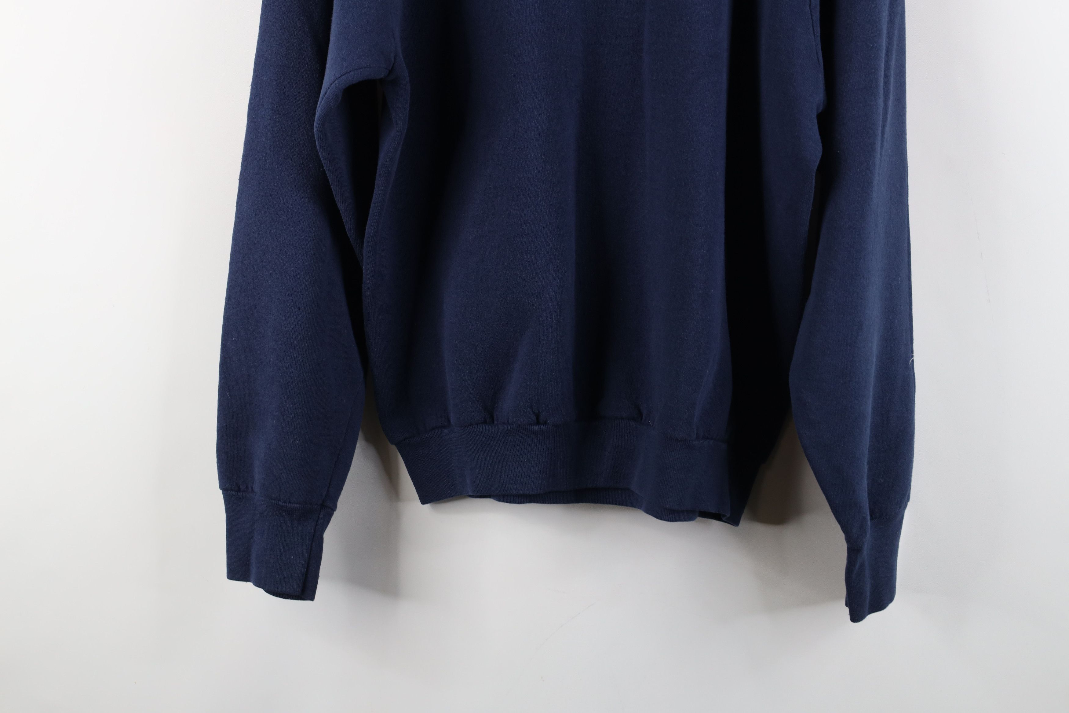 Vintage Vintage 90s Streetwear 105.5 M 3WM Radio Sweatshirt Blue USA Size L / US 10 / IT 46 - 12 Thumbnail