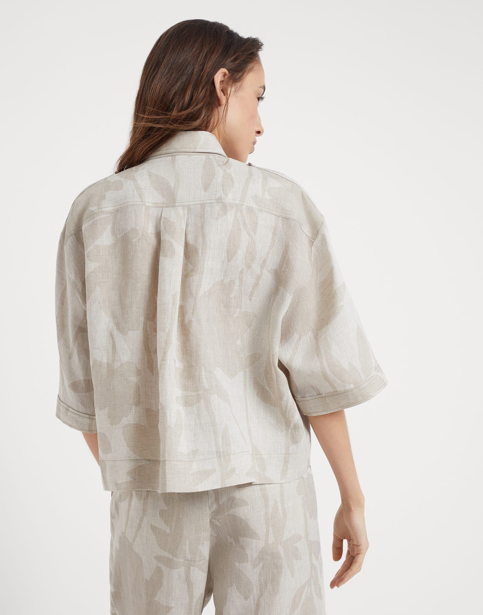 Brunello Cucinelli o1w1db10825 Blouse in Light Beige Size L / US 10 / IT 46 - 2 Thumbnail