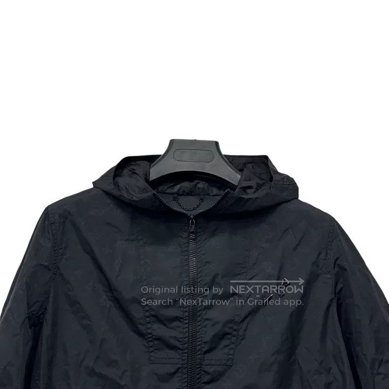 Louis Vuitton Louis Vuitton Black dark stripe full print hooded assault Size US S / EU 44-46 / 1 - 3 Thumbnail