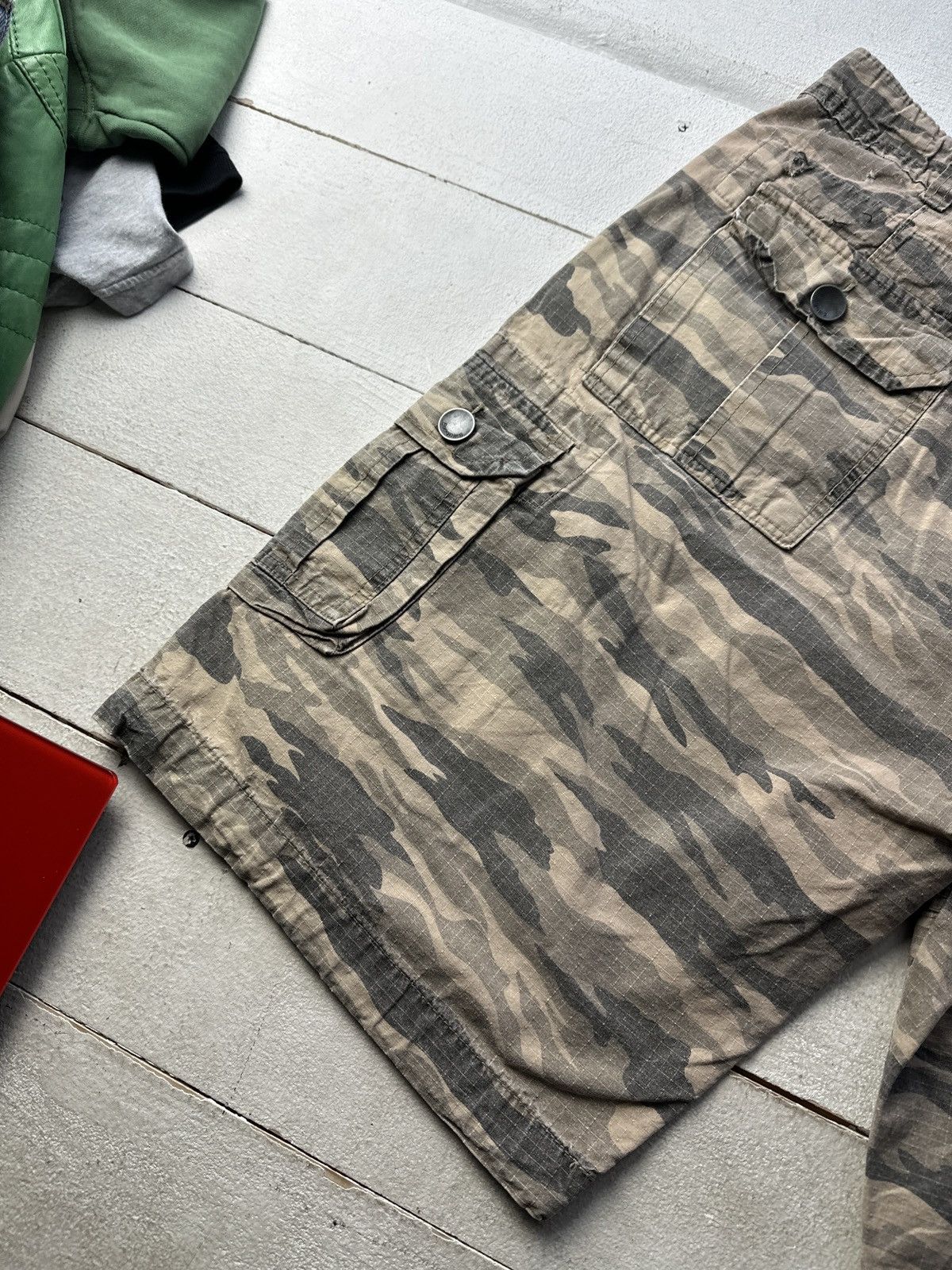 Billabong 🚨RARE BILLABONG BIG LOGO CARGO SHORTS Y2K SURF VINTAGE Size US 36 / EU 52 - 14 Thumbnail