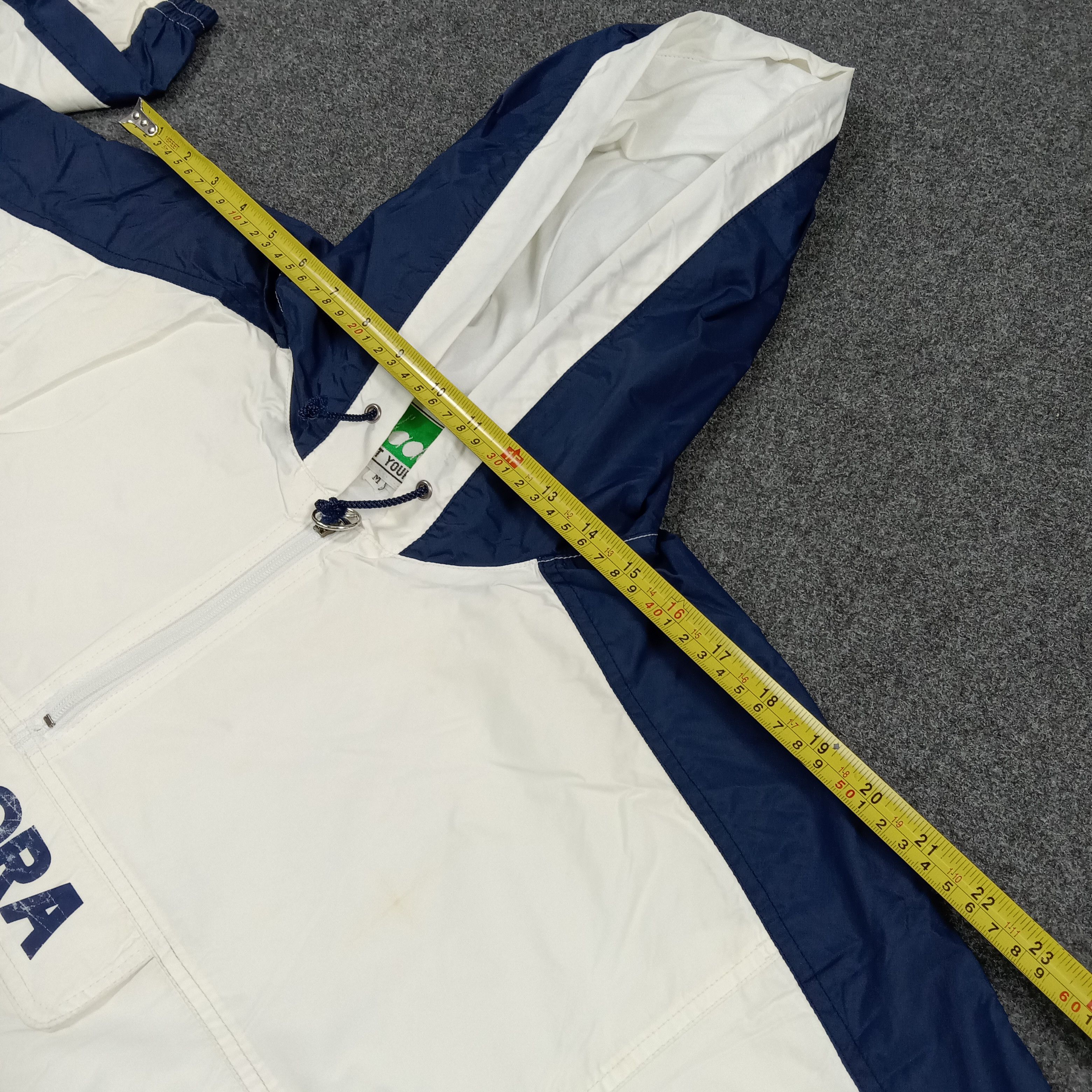 Diadora 90's Diadora Retro Windbreaker Anorak Jacket C287N27 Size US L / EU 52-54 / 3 - 4 Thumbnail