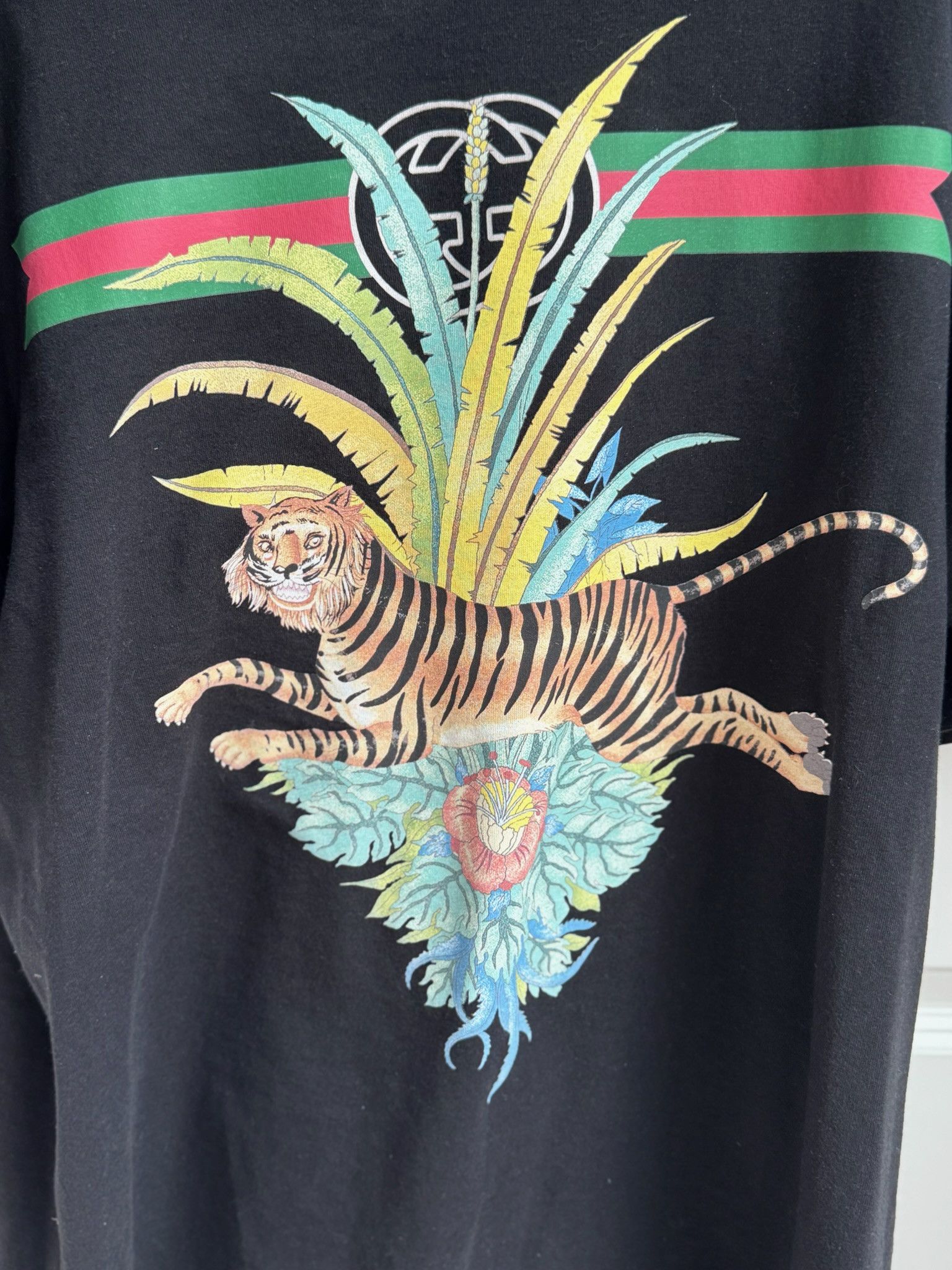 Gucci GUCCI TIGER T SHIRT Size US XL / EU 56 / 4 - 4 Thumbnail