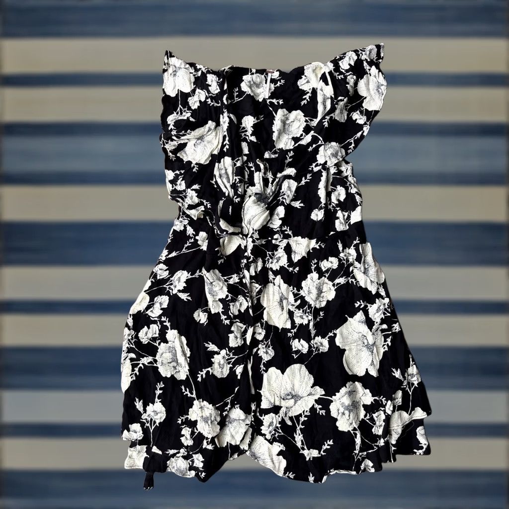 Free People Free People French Quarter Floral Mini Wrap Dress Women's Large Black White Floral 90s N/A Satin Viscose Short Sleeve A-Line Wrap Dress Womens Size L / US 10 / IT 46 - 1 Thumbnail