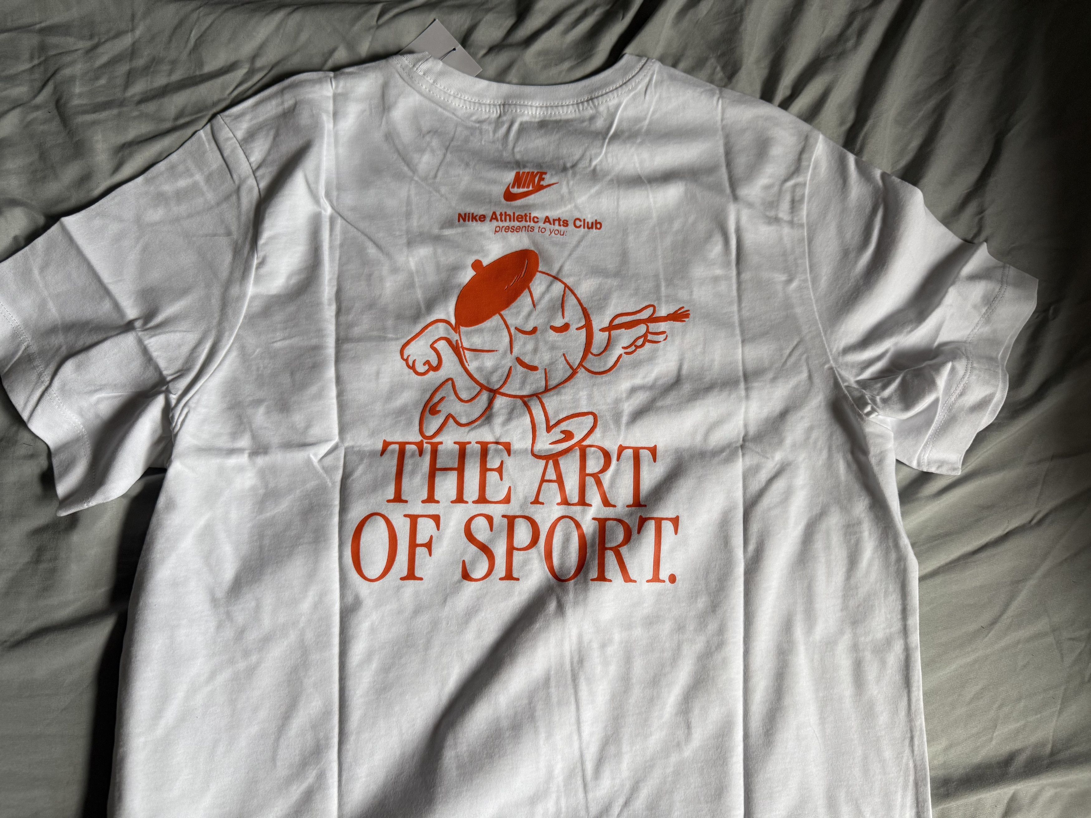 Nike Nike "The Art of Sport" Tee Shirt Large $48 Size US L / EU 52-54 / 3 - 2 Thumbnail