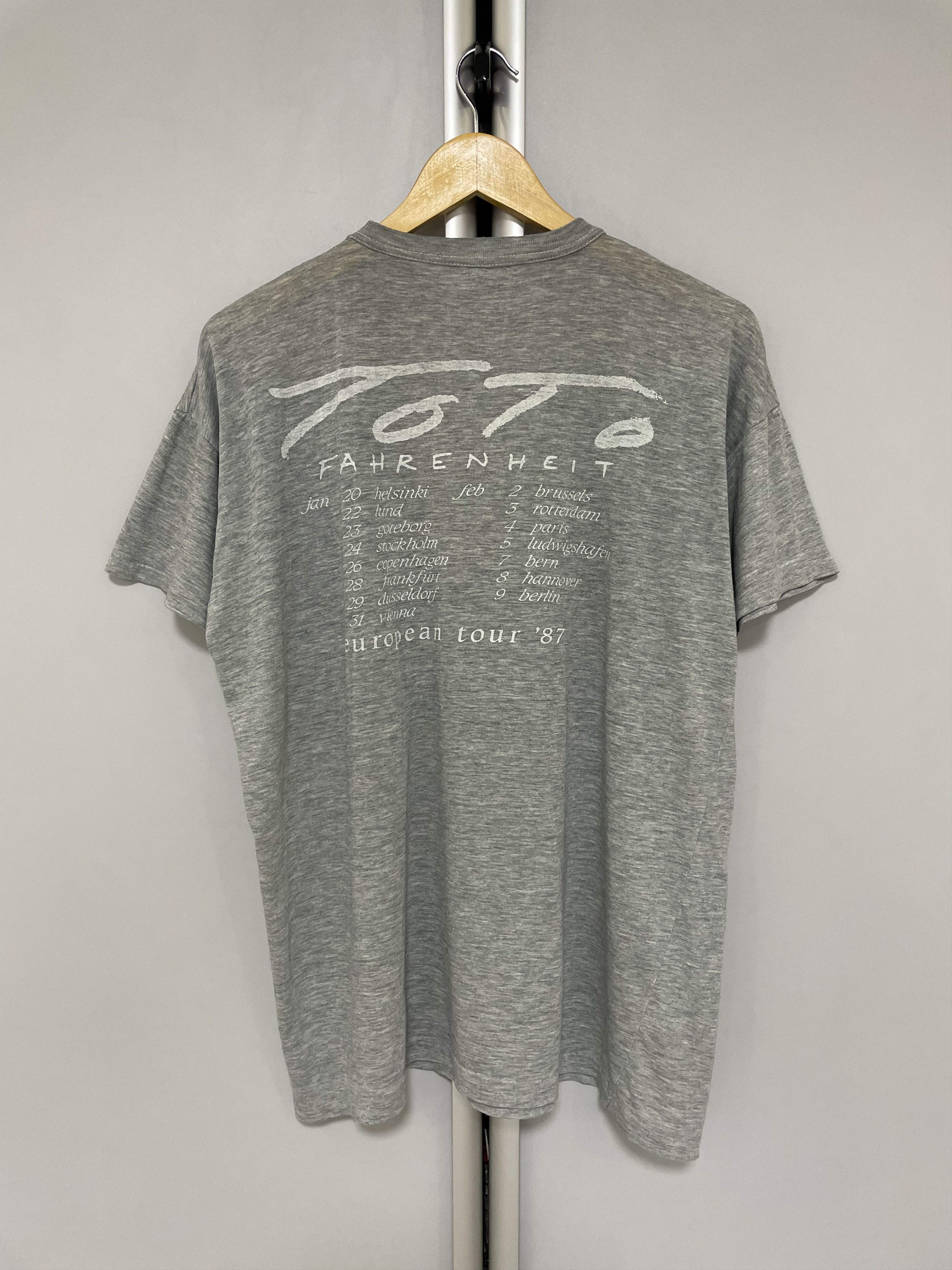 Band Tees TOTO Fahrenheit 1987 European Tour Vintage T-Shirt Band Tee Size US M / EU 48-50 / 2 - 3 Thumbnail