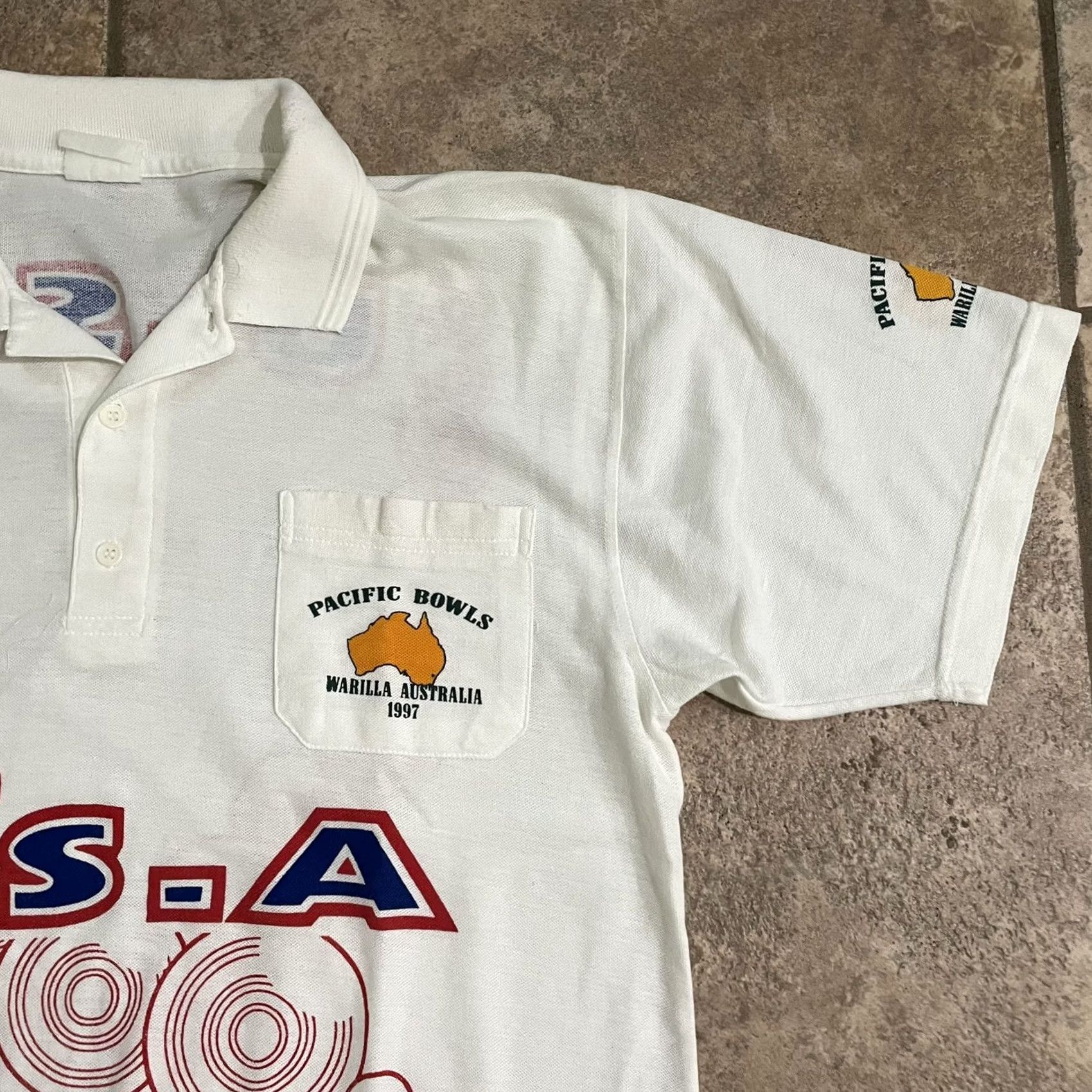Vintage VINTAGE Pacific Bowls USA Graphic Polo Shirt Mens Size L White 1990s Polo Shirt Mens L USA Graphic Bowls Pacific VTG USA Size US L / EU 52-54 / 3 - 2 Thumbnail