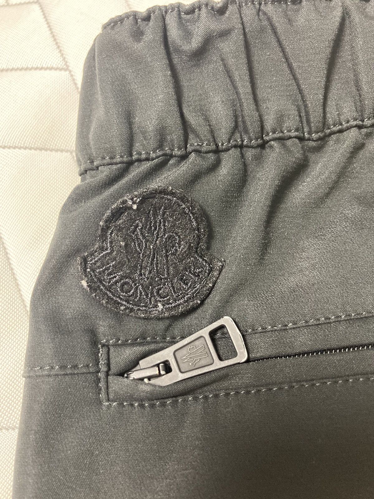 1017 ALYX 9SM × Moncler 1017 ALYX 9SM X MONCLER POCKET DETAIL PANTS Size US 32 / EU 48 - 4 Thumbnail