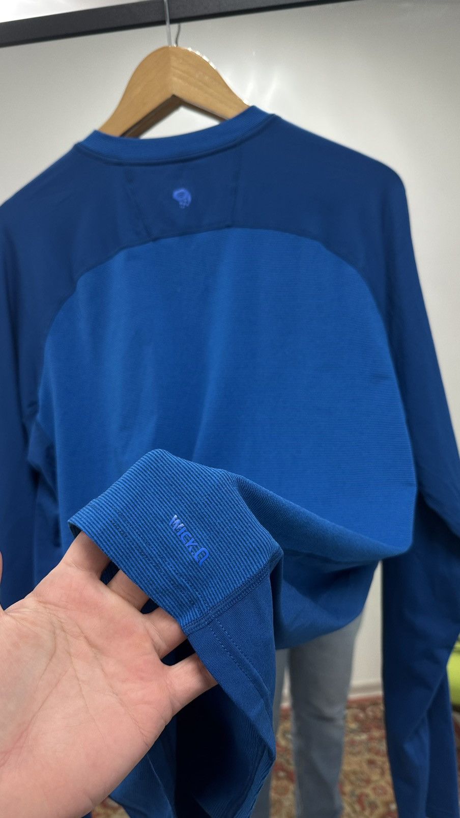 Mountain Hardwear Mountain hardwear long sleeve Size US L / EU 52-54 / 3 - 3 Thumbnail