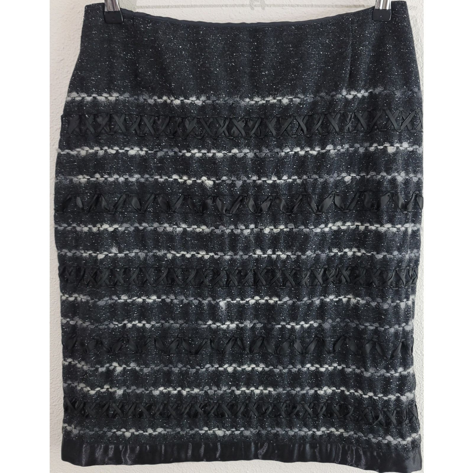Other Jodi Black Gray Wool Skirt 12 Ribbon Details Satin Trim Size 34" / US 12 / IT 48 - 1 Thumbnail