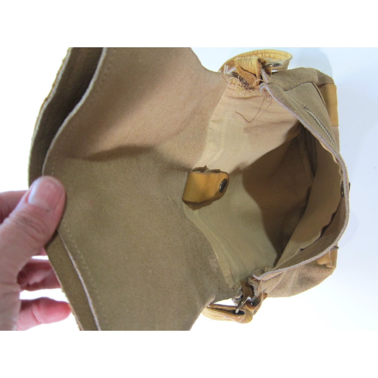 Vintage Vintage Handmade Tan Brown Suede Leather Flap Hippy Boho Shoulder Bag Purse Size ONE SIZE - 6 Thumbnail