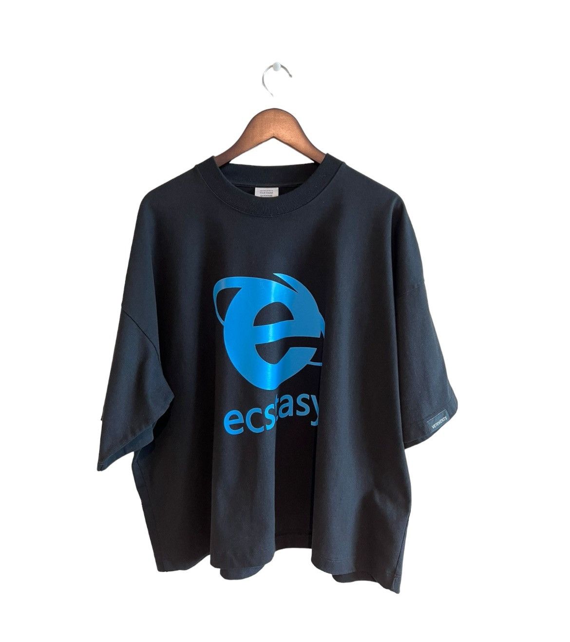 image of Vetements Ecstasy T Shirt in Black, Men's (Size Small)