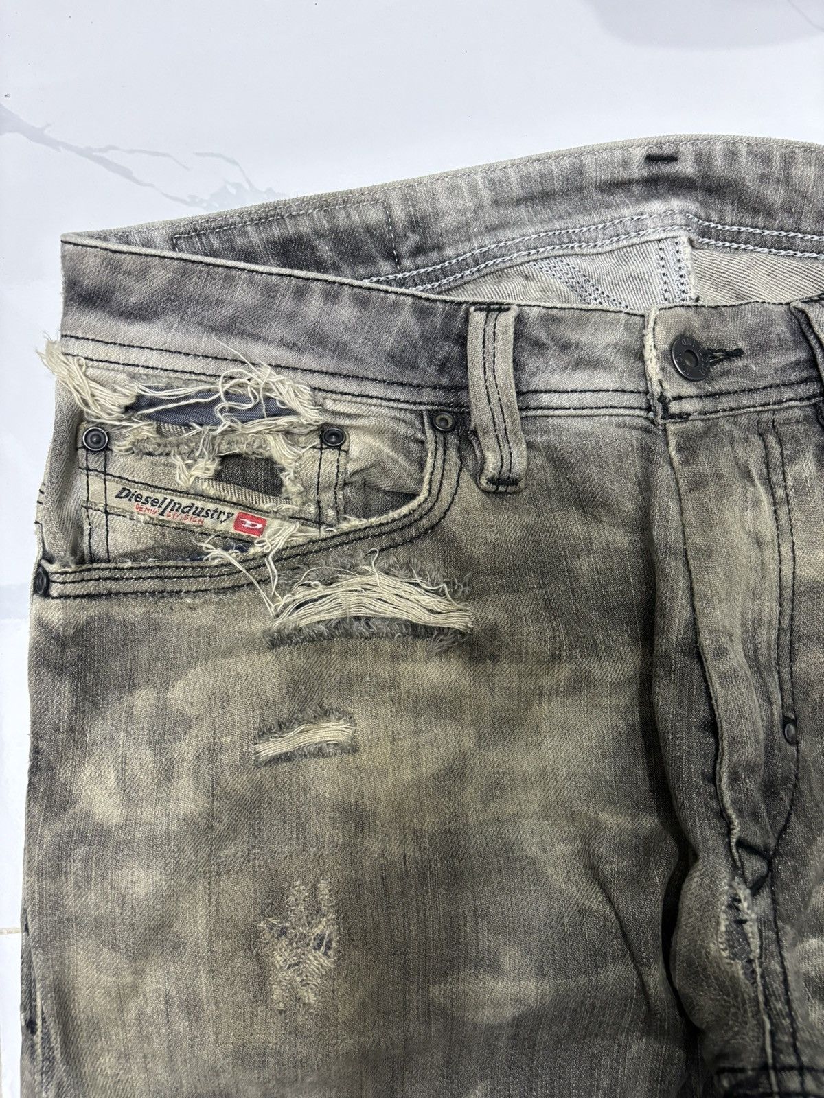 Diesel 🔥DIESEL RARE SNAKE SKIN STYLE ROCKSTAR DISTRESS DENIM JEANS Size US 32 / EU 48 - 7 Thumbnail