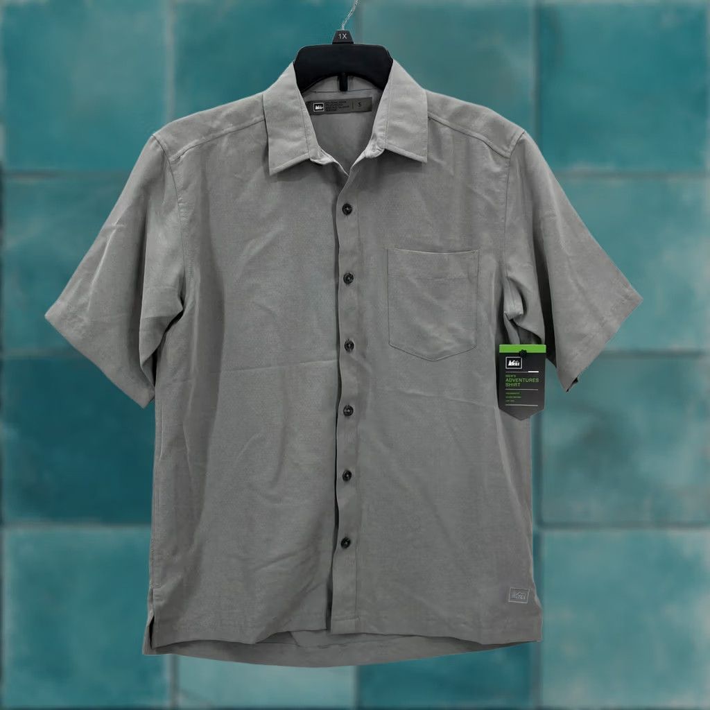 Vintage REI Coop Adventure Shirt Mens Small Gray Button Up Outdoor Hiking Camp NWT Size US S / EU 44-46 / 1 - 1 Thumbnail