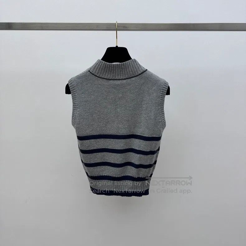 Brunello Cucinelli Brunello Cucinelli Knitted vest Size M / US 6-8 / IT 42-44 - 2 Thumbnail