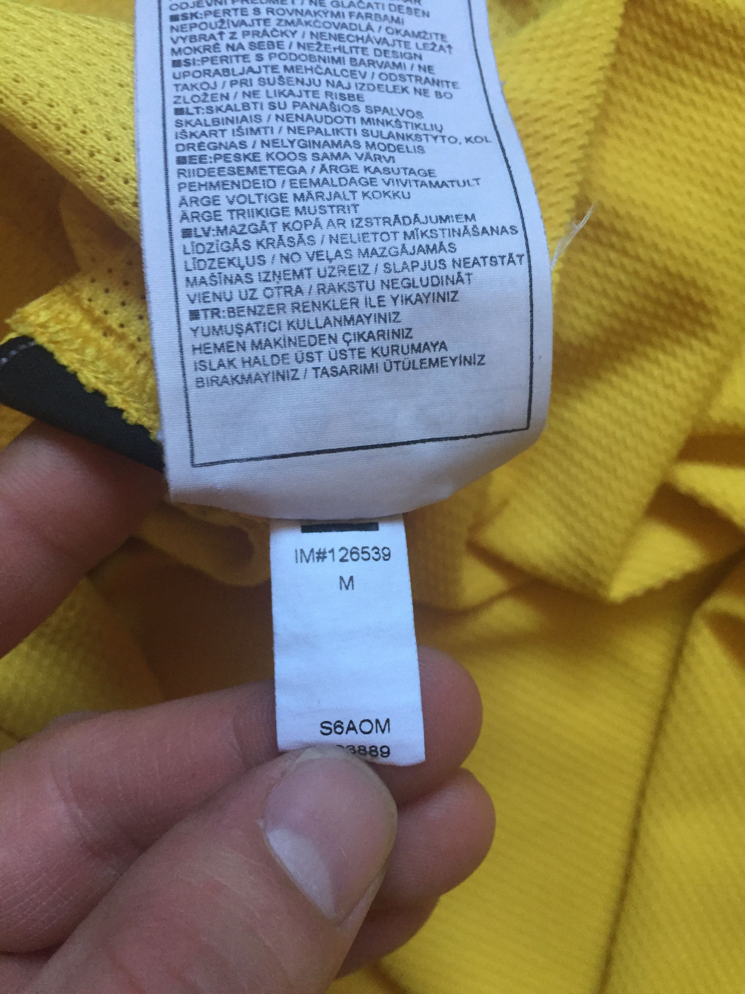 Nike × Vintage Vintage Nike Brazil Football Shirt 2006 Size US S / EU 44-46 / 1 - 6 Thumbnail