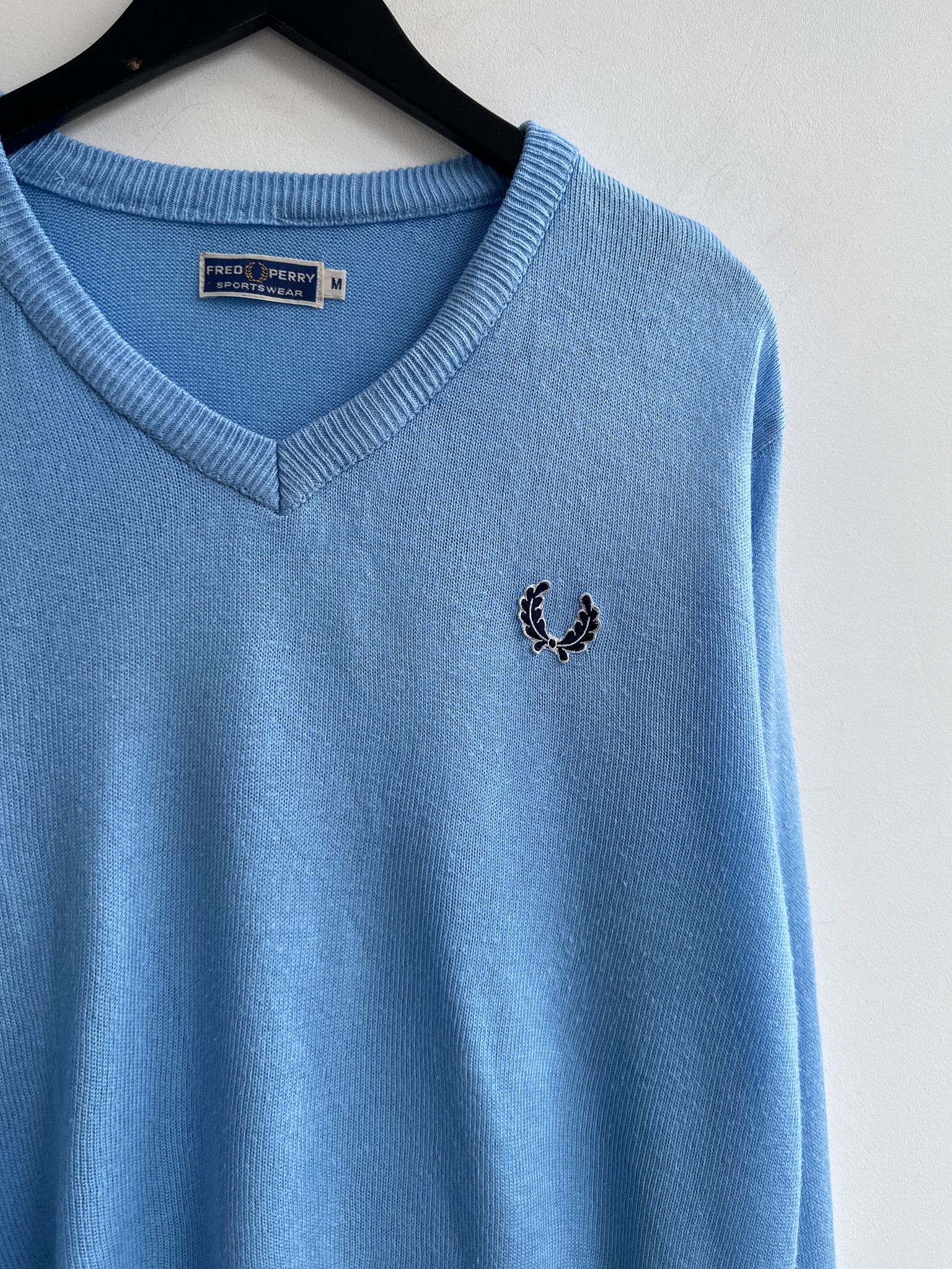 Fred Perry Vintage Fred Perry V Neck Pullover Jumper Sweater Size US M / EU 48-50 / 2 - 3 Thumbnail
