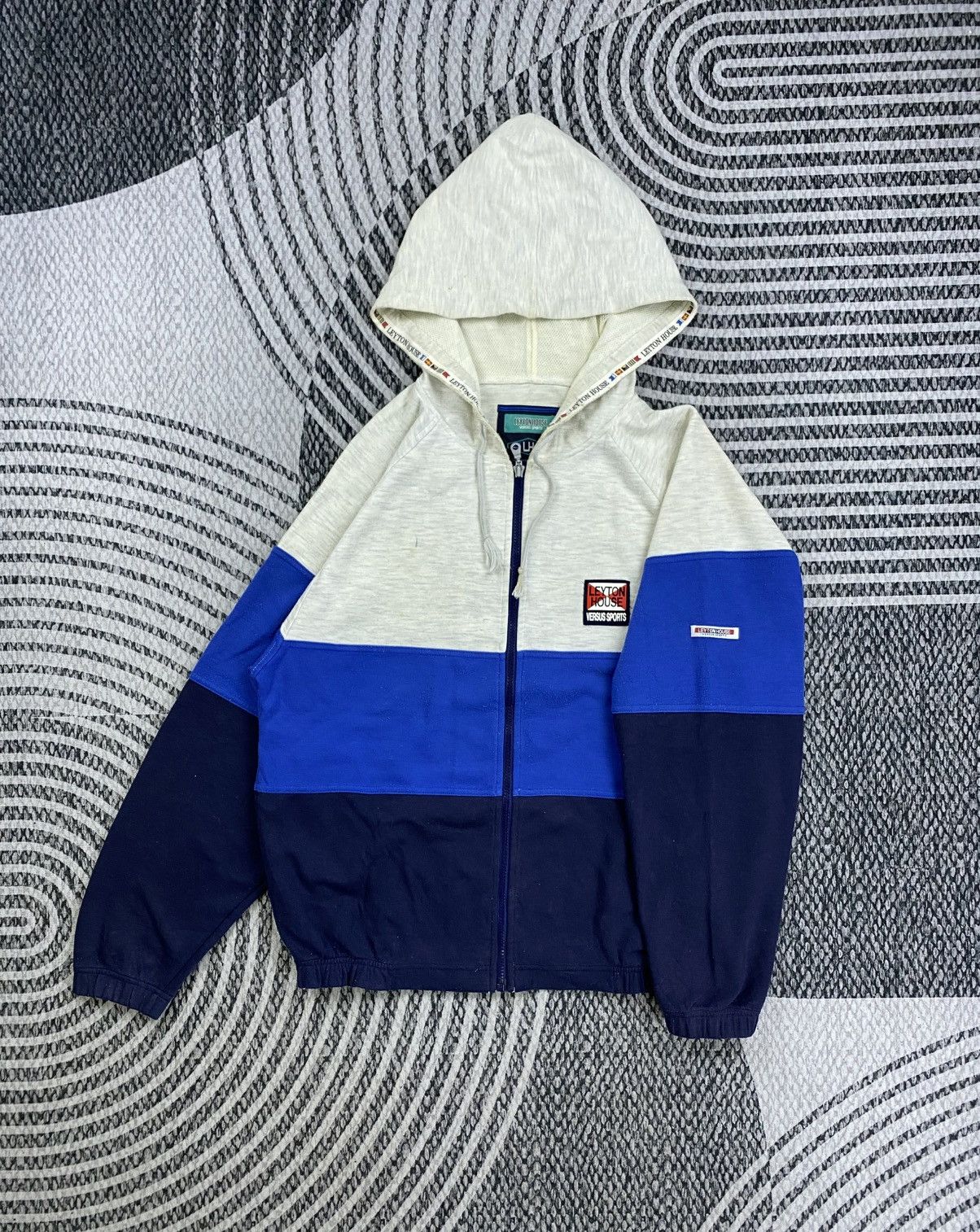Japanese Brand Vintage Leyton House Sports Zipper Sweatshirt Hoodie Size US M / EU 48-50 / 2 - 1 Thumbnail