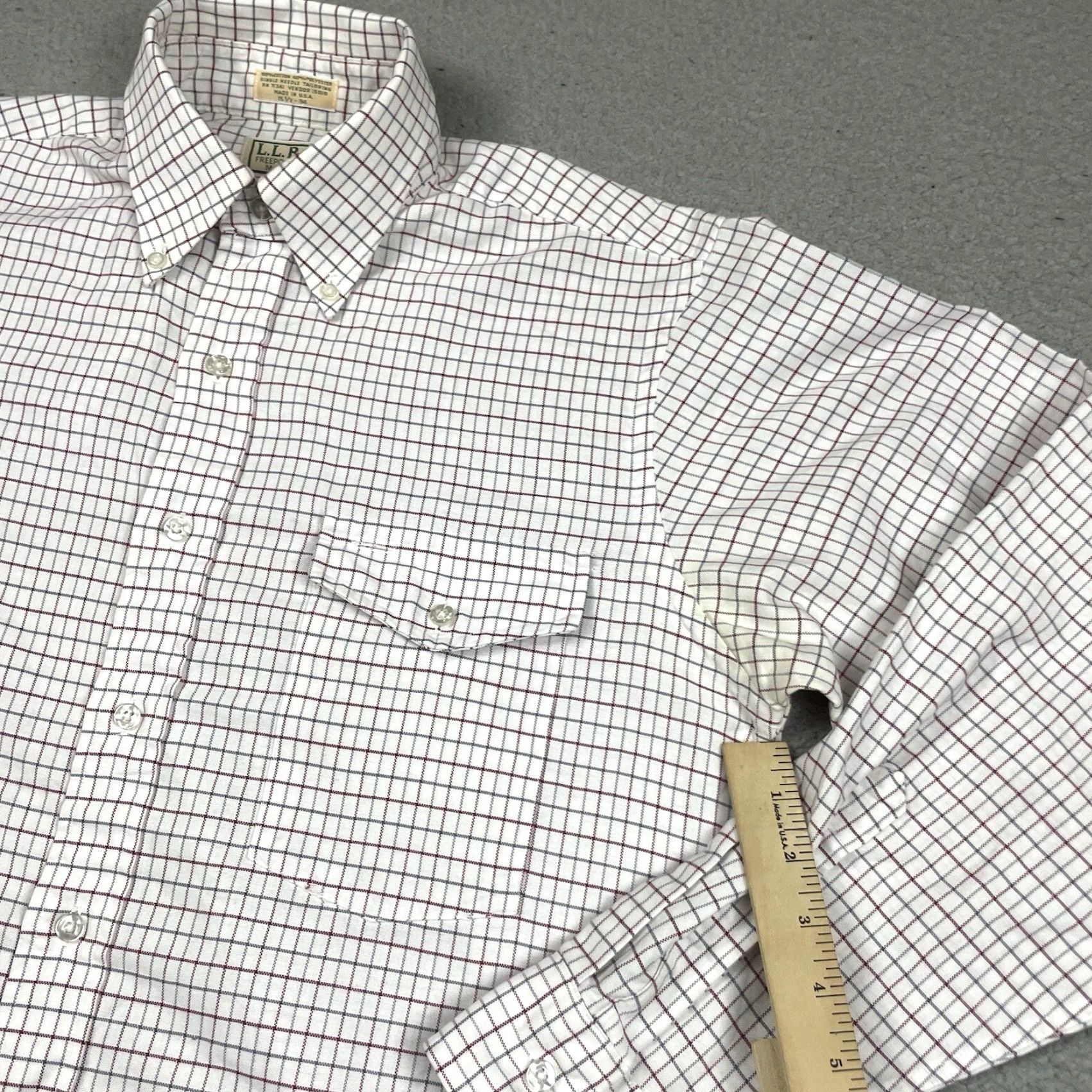 Vintage VINTAGE LL Bean Shirt Mens 15.5 White Plaid Long Sleeve Button Pocket Casual Vtg Size US L / EU 52-54 / 3 - 5 Thumbnail