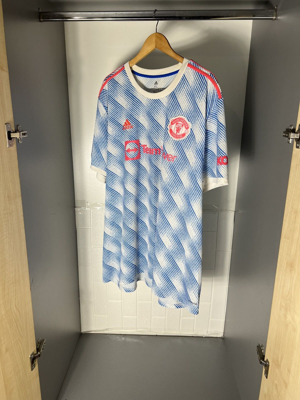 Vintage ADIDAS FC MANCHESTER UNITED ENGLAND SOCCER JERSEY RETRO Y2K Size US XXL / EU 58 / 5 - 2 Thumbnail