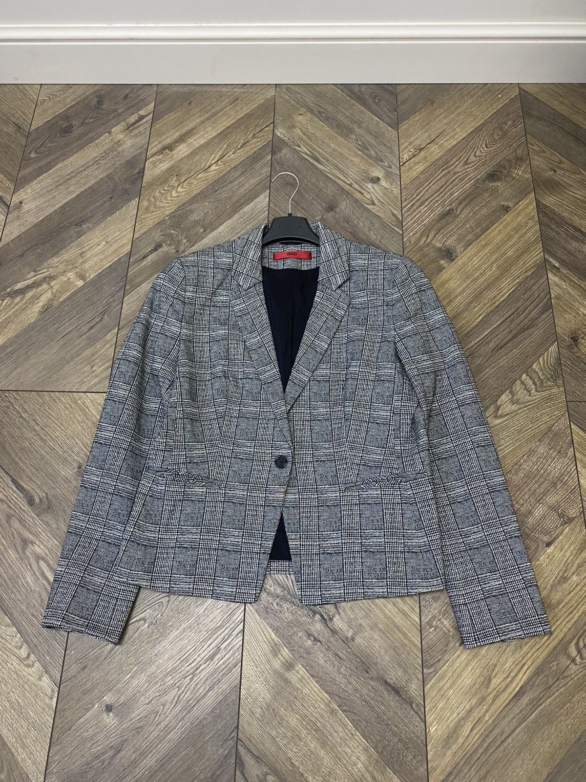 Hugo × Hugo Boss × Vintage Vintage Hugo Boss Luxury Women’s Suit Size M / US 6-8 / IT 42-44 - 7 Thumbnail