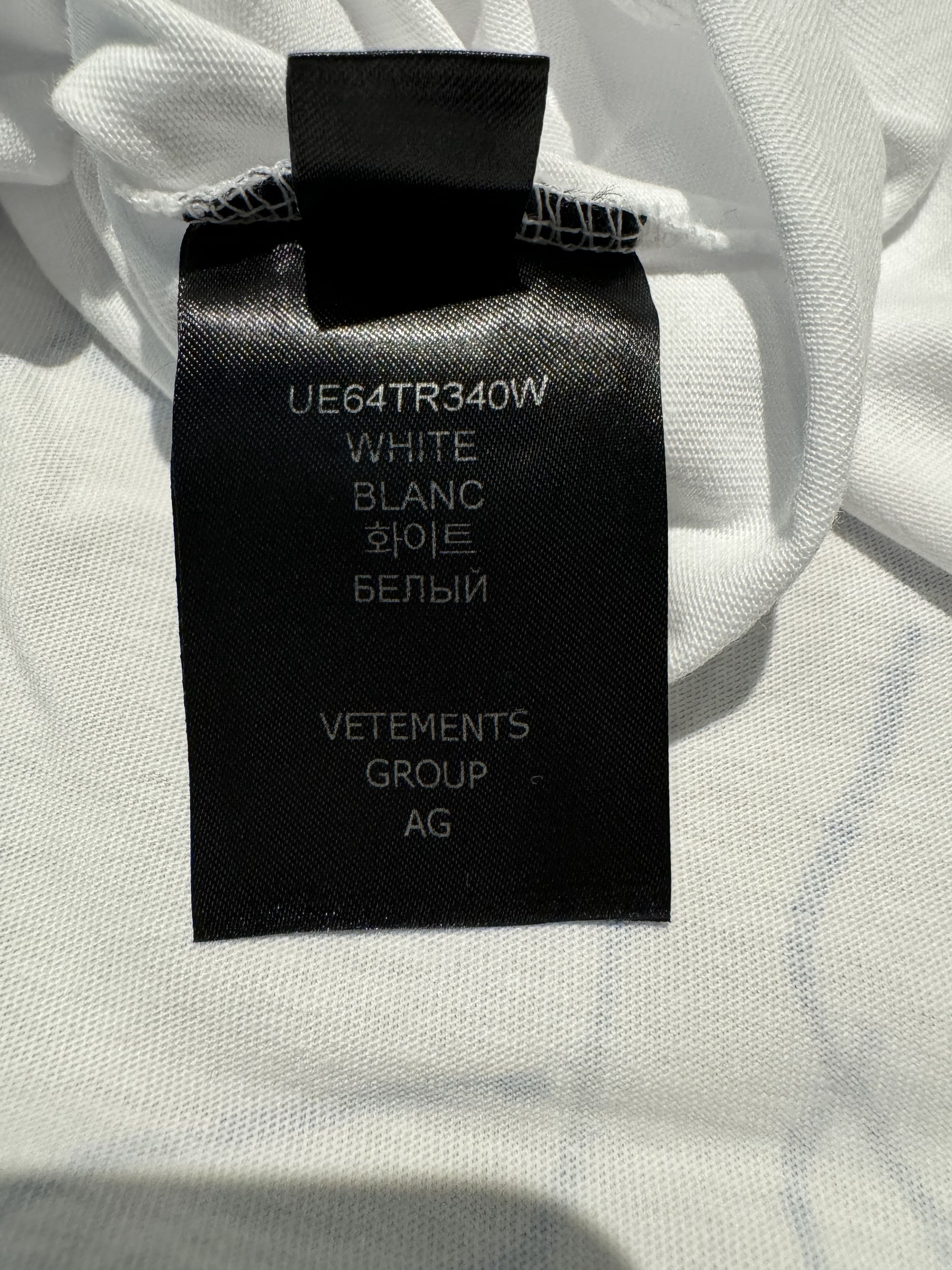 Vetements White Scribbled Teen T-Shirt | Grailed