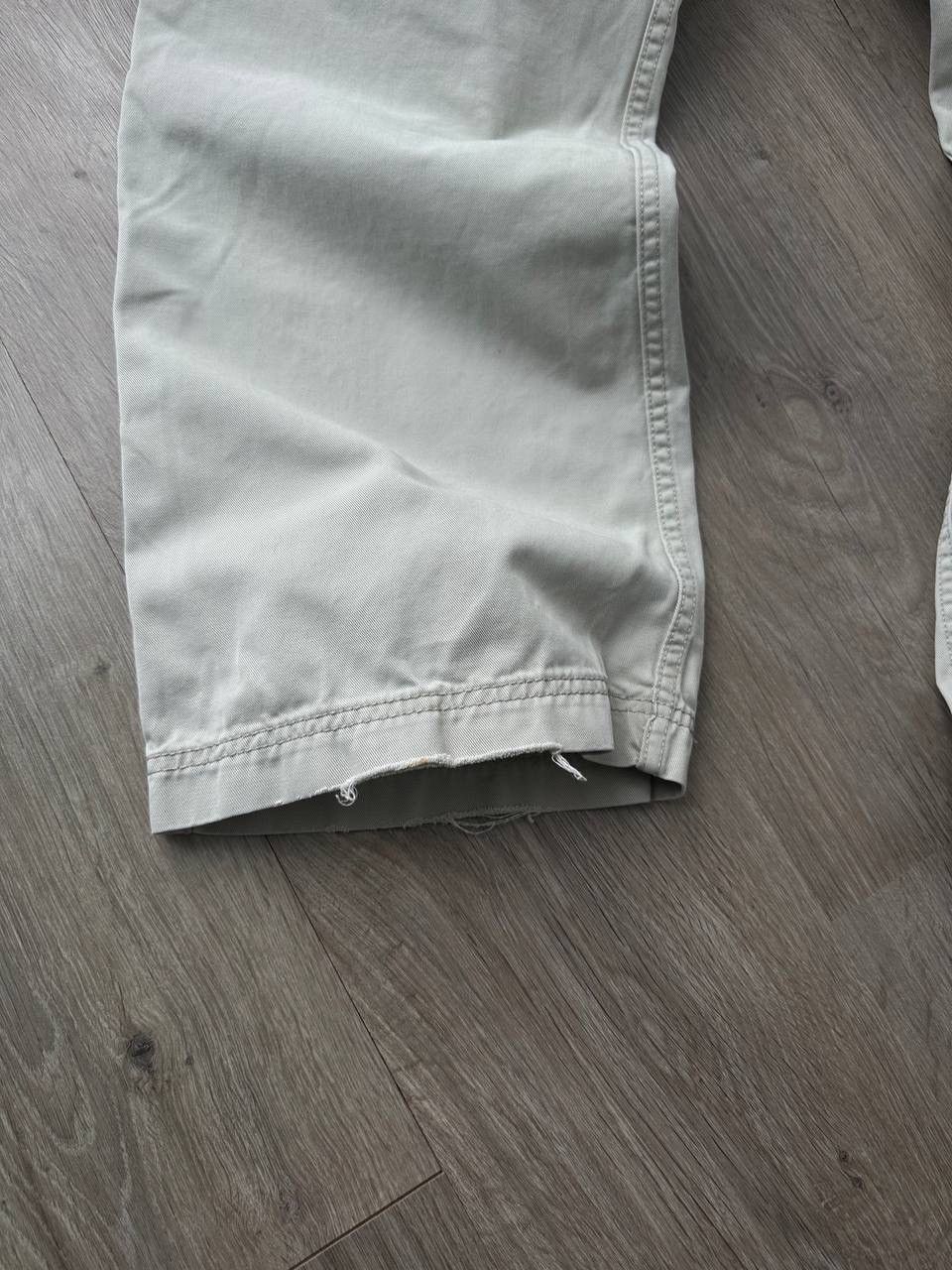 Levi's × Vintage Vintage Levis White Baggy Cargo Pants Size US 33 - 7 Thumbnail