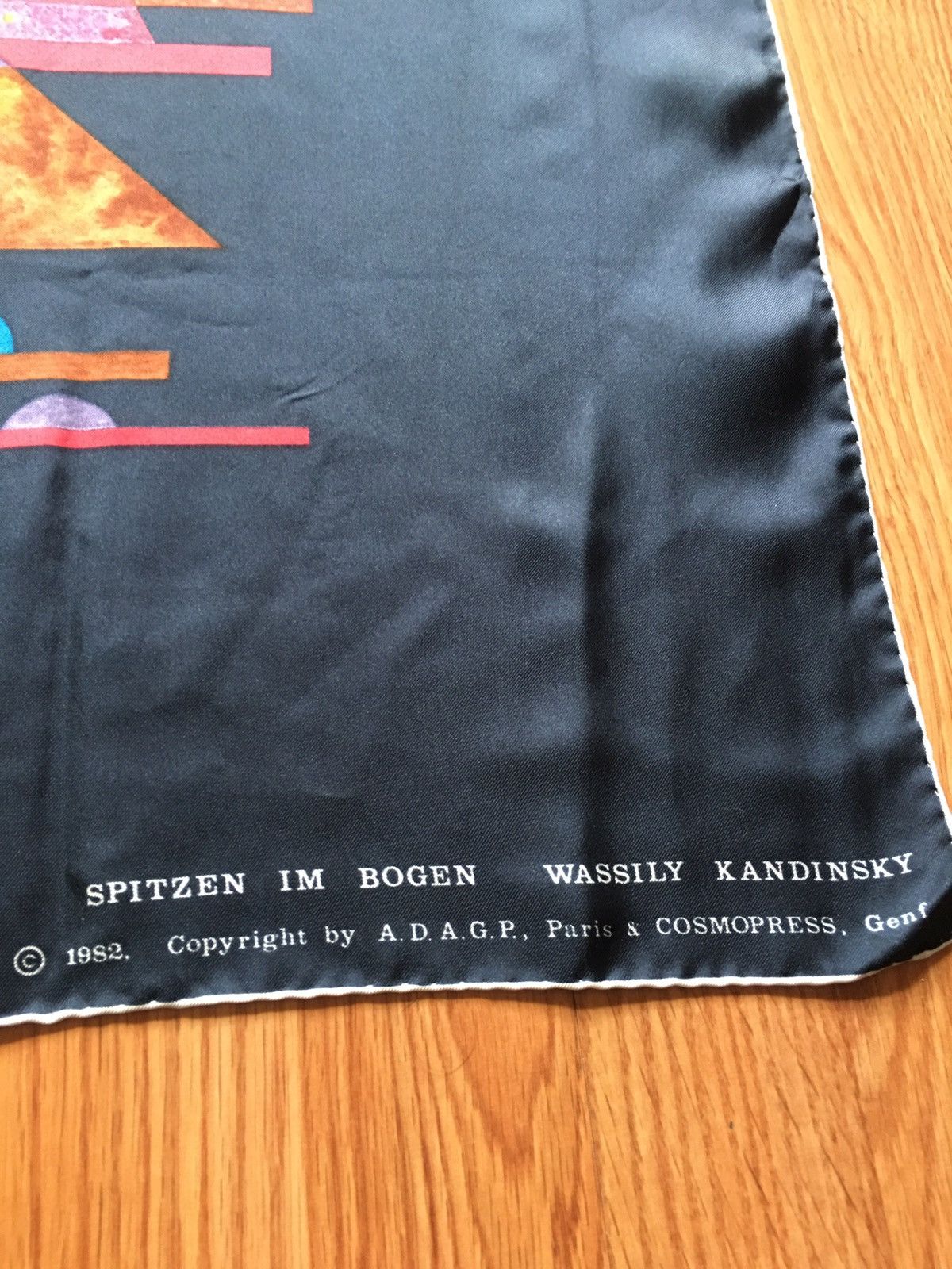 Vintage Spitzen Im Bogen Wassily Kandinsky Silk Scarf 1982 Vintage Size ONE SIZE - 3 Thumbnail