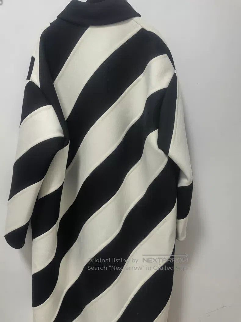 Valentino Valentino Twill stripe printed coat Size XS / US 0-2 / IT 36-38 - 7 Thumbnail