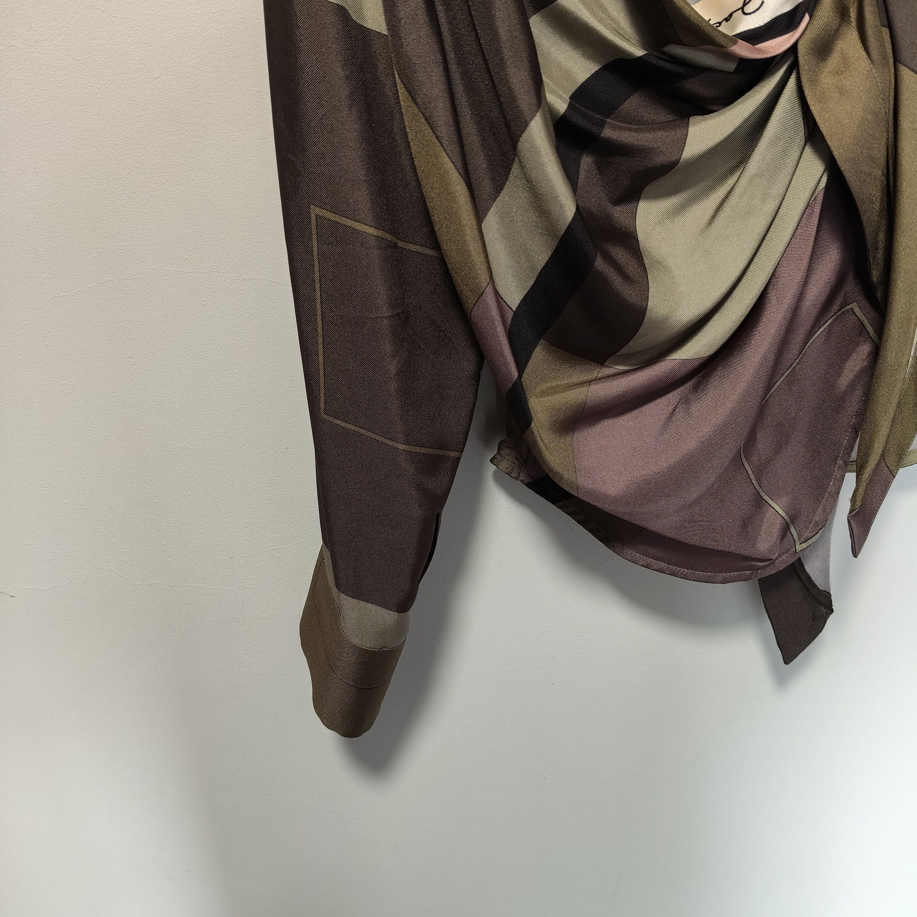 Jacquemus Bahia silk shirt Size XS / US 0-2 / IT 36-38 - 8 Thumbnail