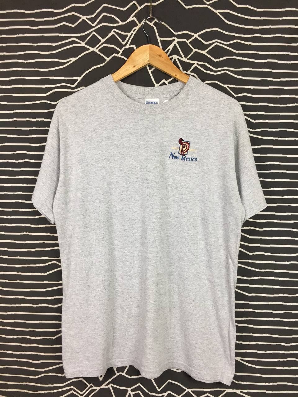Gildan × Mexicana × Vintage Vtg Y2K New Mexico Embroidered Logo Native Tee Size US M / EU 48-50 / 2 - 2 Thumbnail