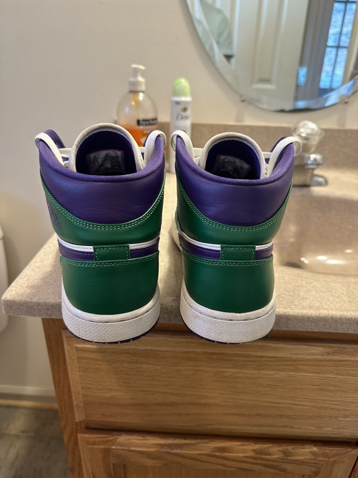 Jordan Brand × Nike Jordan 1 Incredible Hulk Size US 11 / EU 44 - 4 Thumbnail